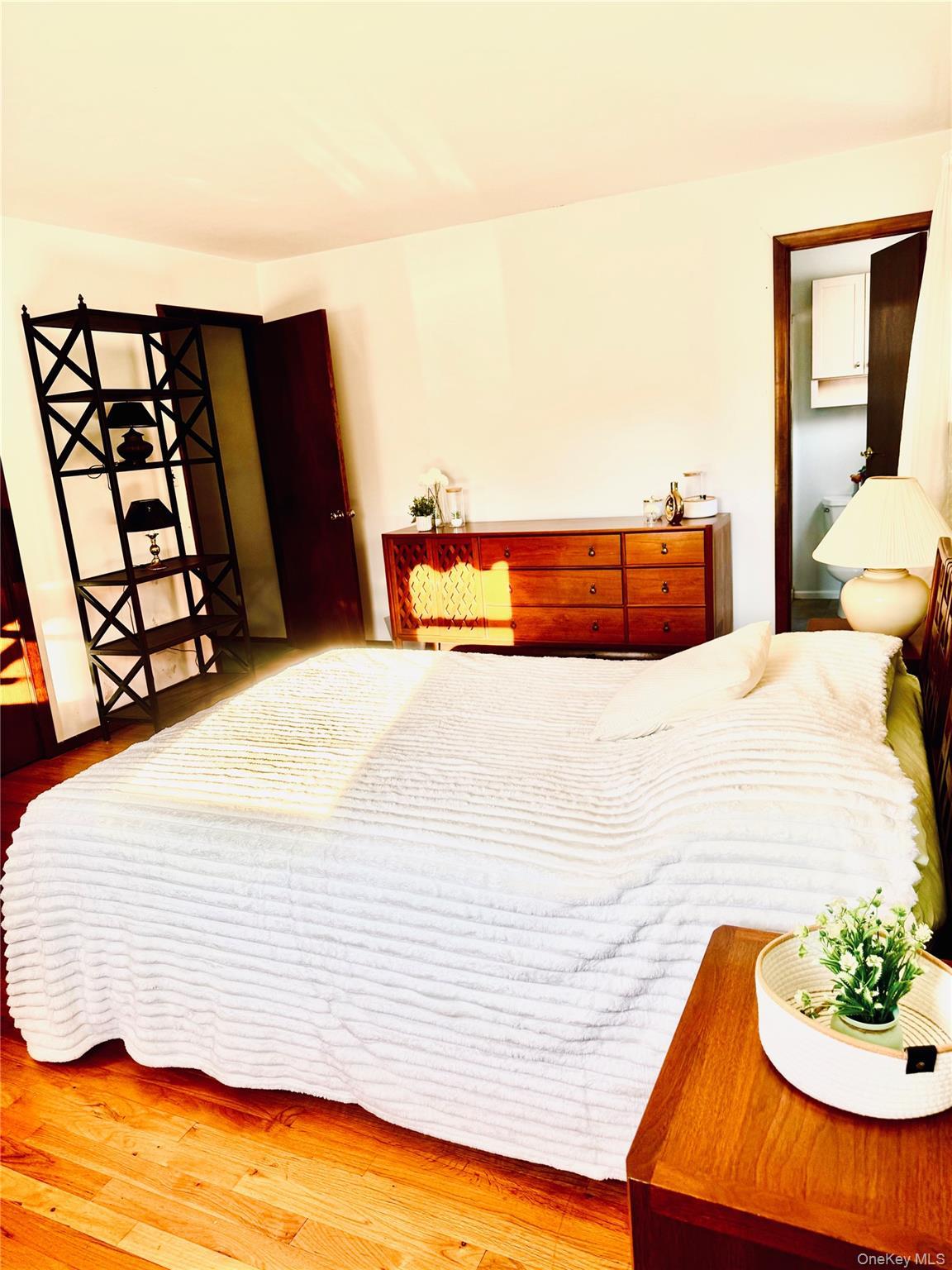 Single Family Christa  Suffolk County, NY 11743, MLS-931830-5