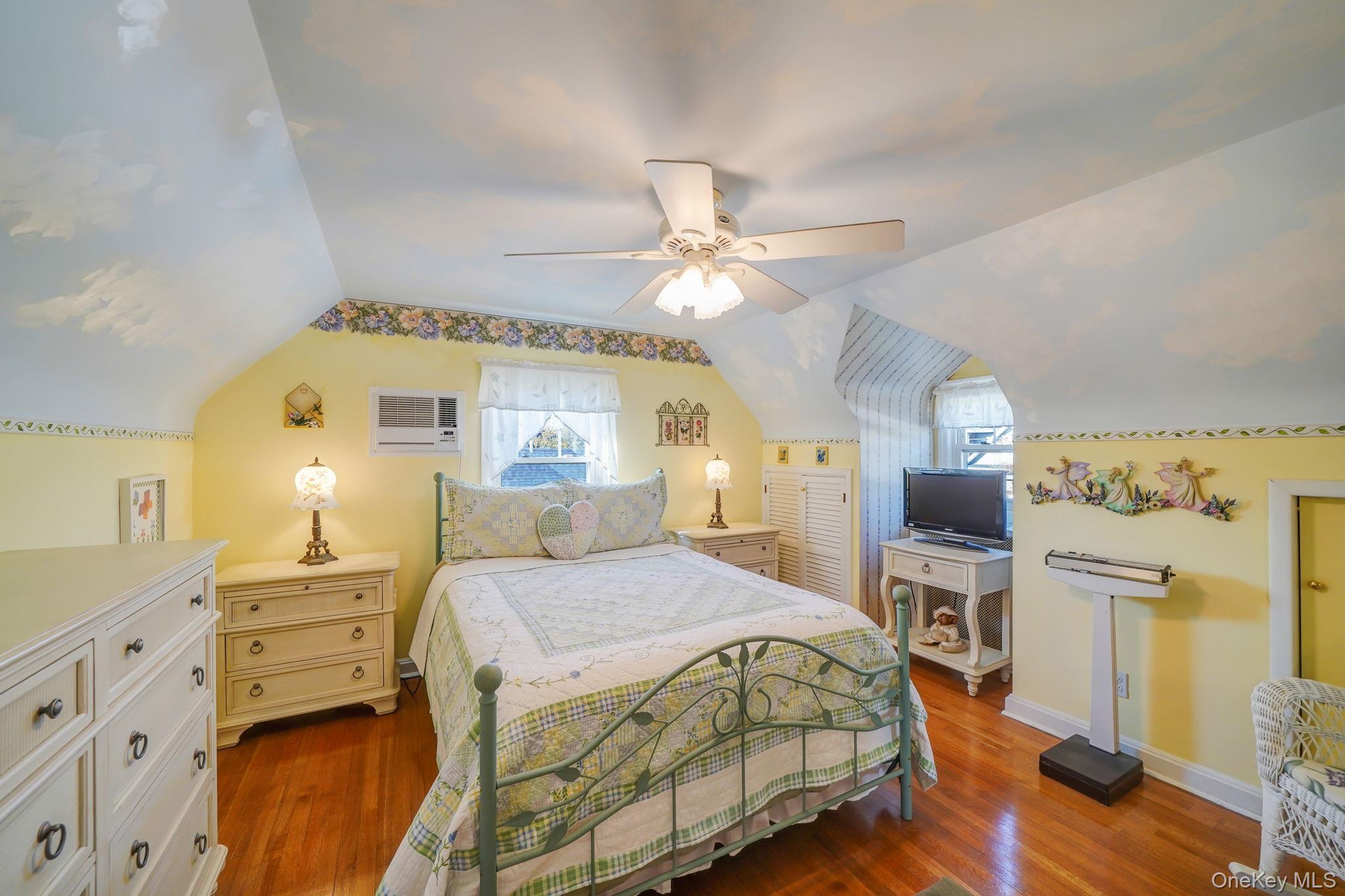 Single Family Claxton  Nassau County, NY 11710, MLS-931844-18