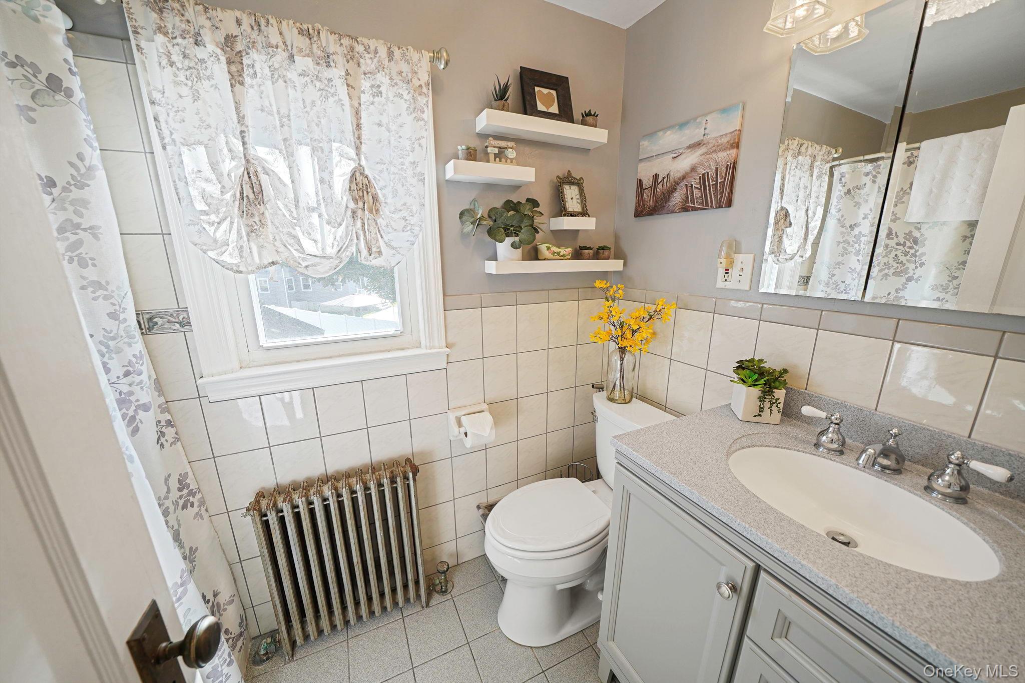 Single Family Claxton  Nassau County, NY 11710, MLS-931844-19