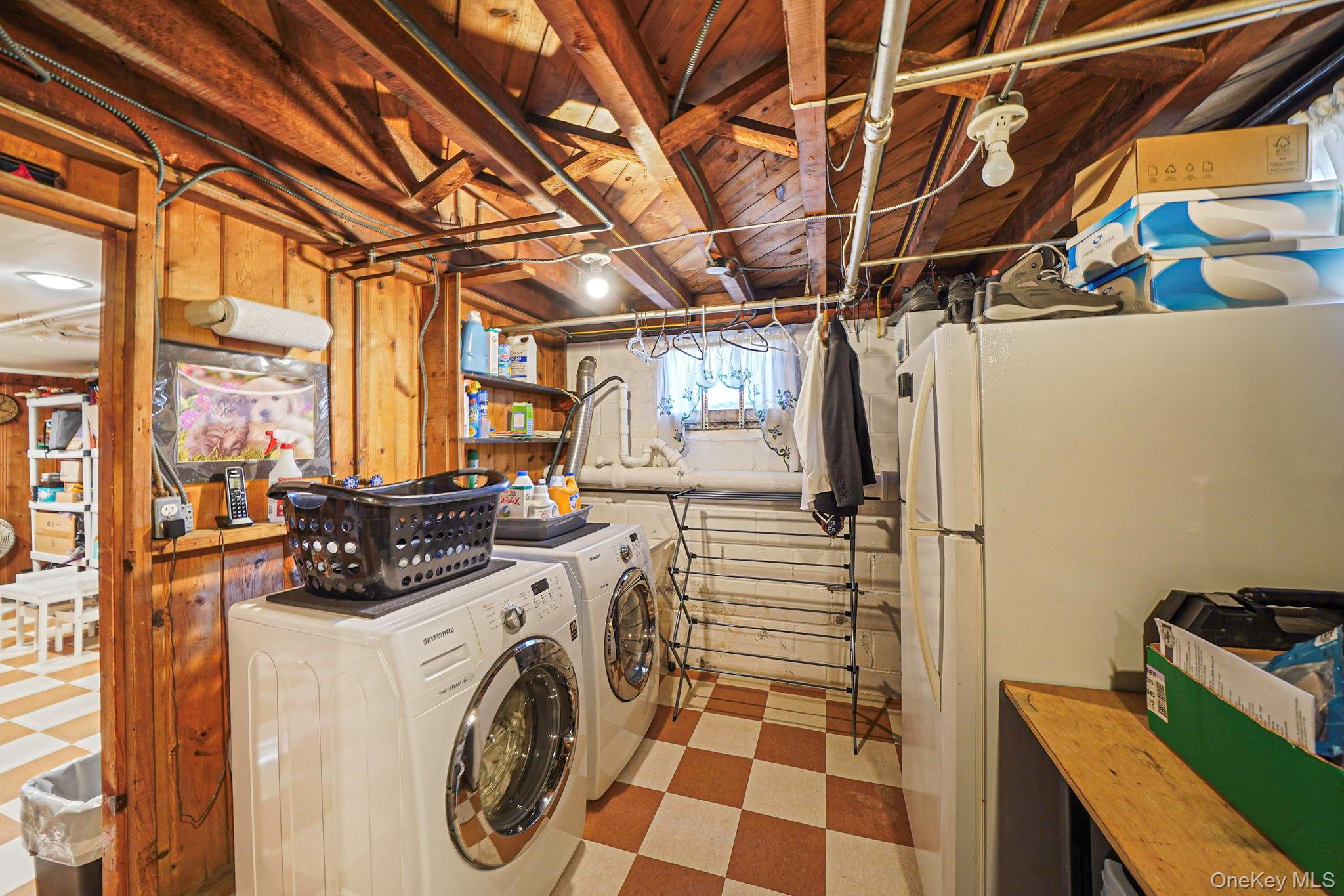 Single Family Claxton  Nassau County, NY 11710, MLS-931844-31