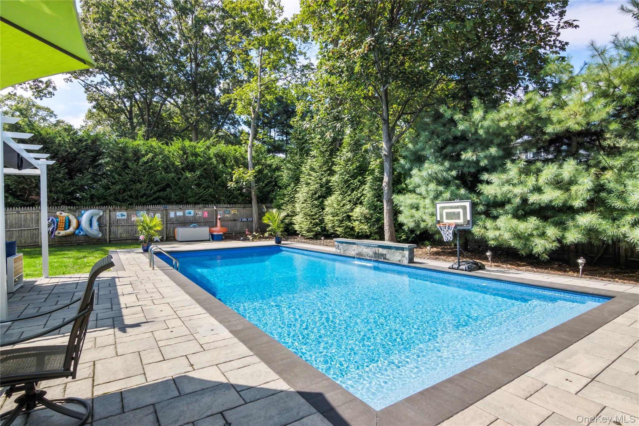 Single Family Norma Suffolk County, NY 11754, MLS-931849-29