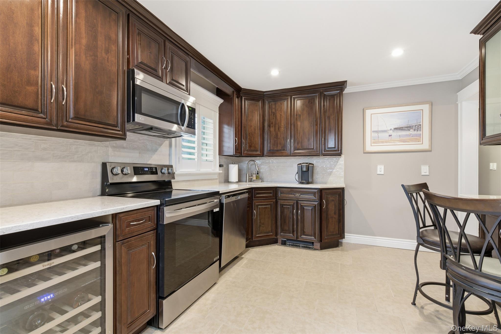 Single Family 5th  Suffolk County, NY 11780, MLS-931860-11