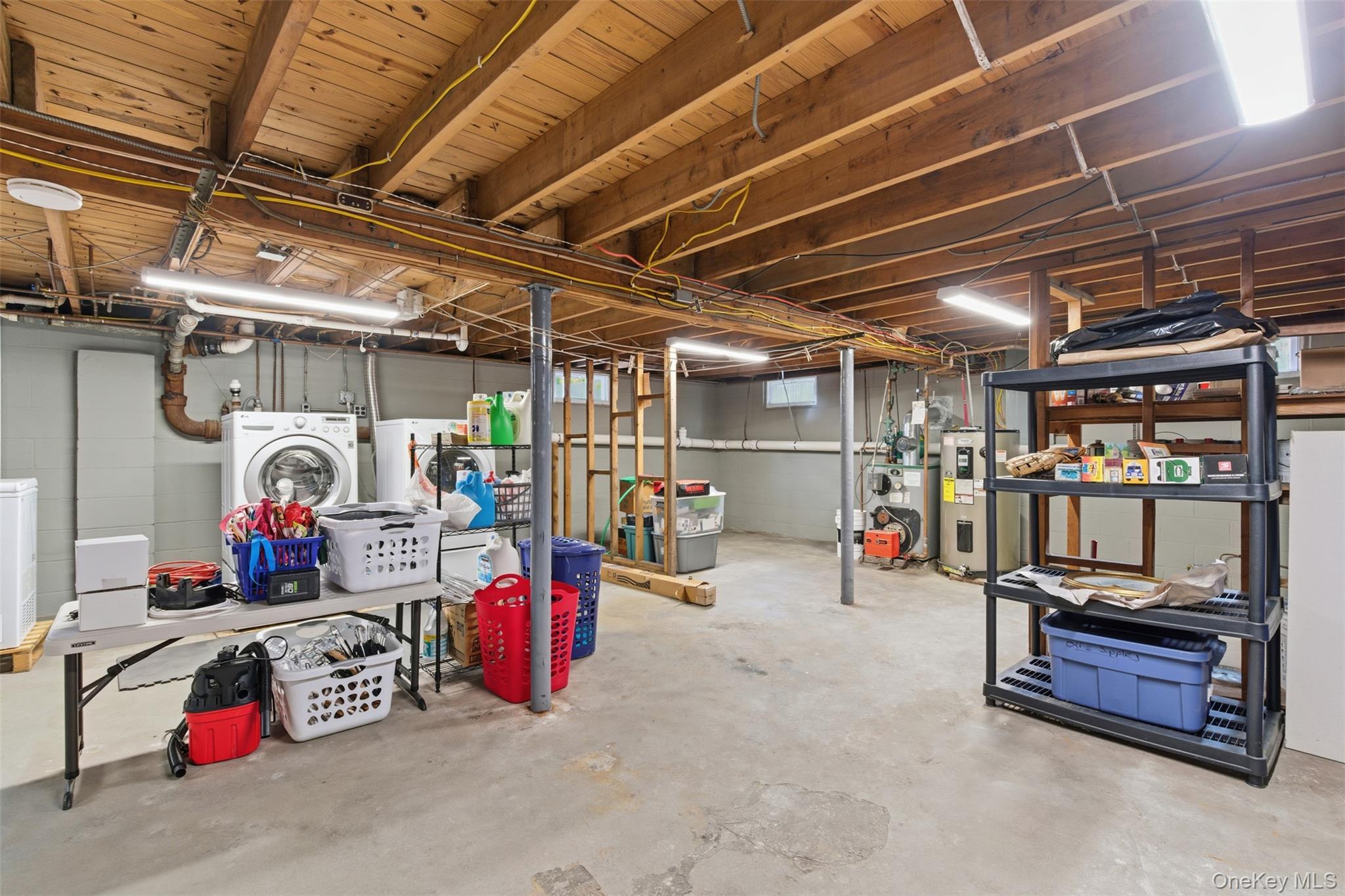 Single Family 5th  Suffolk County, NY 11780, MLS-931860-18