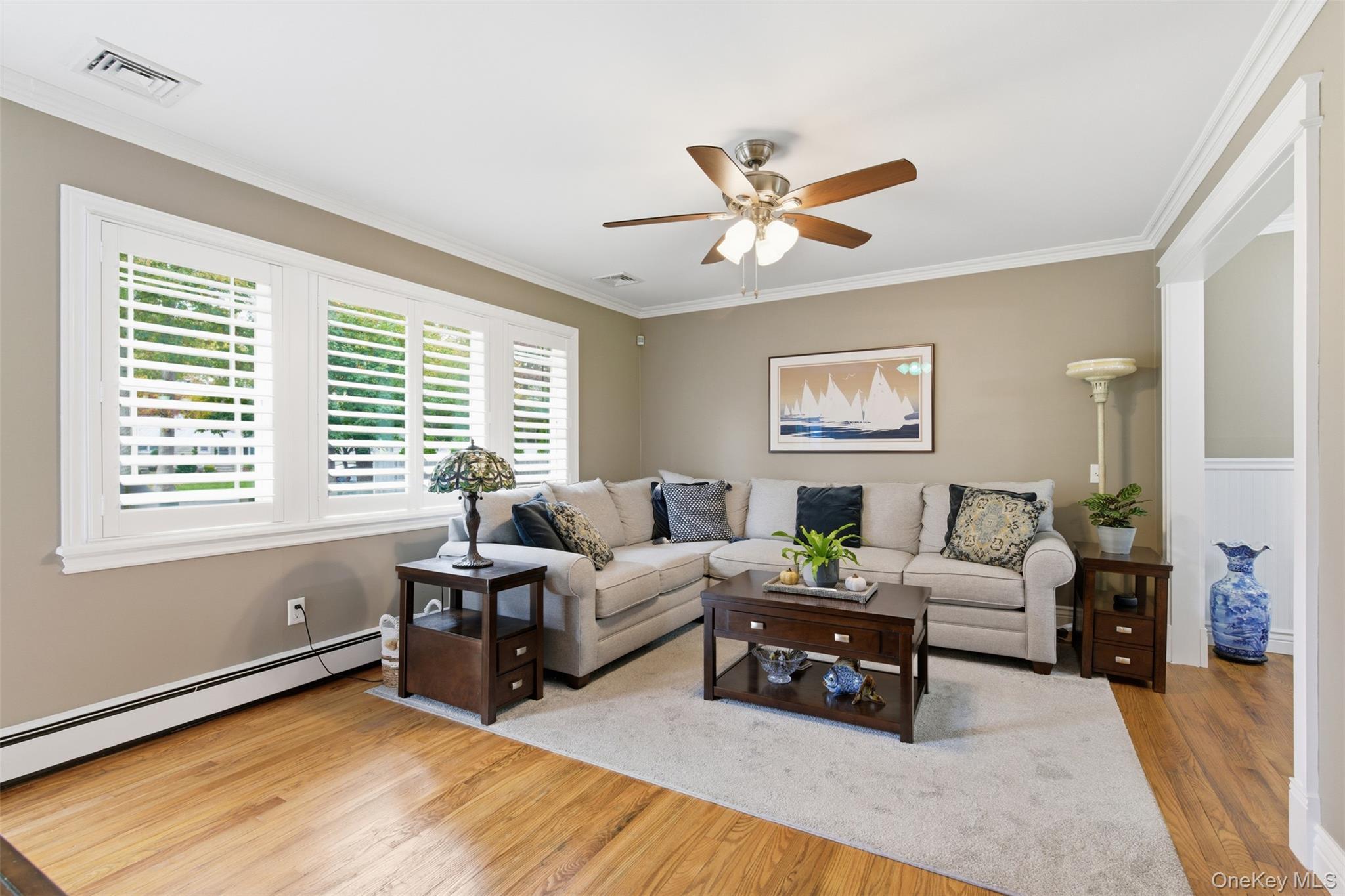 Single Family 5th  Suffolk County, NY 11780, MLS-931860-5