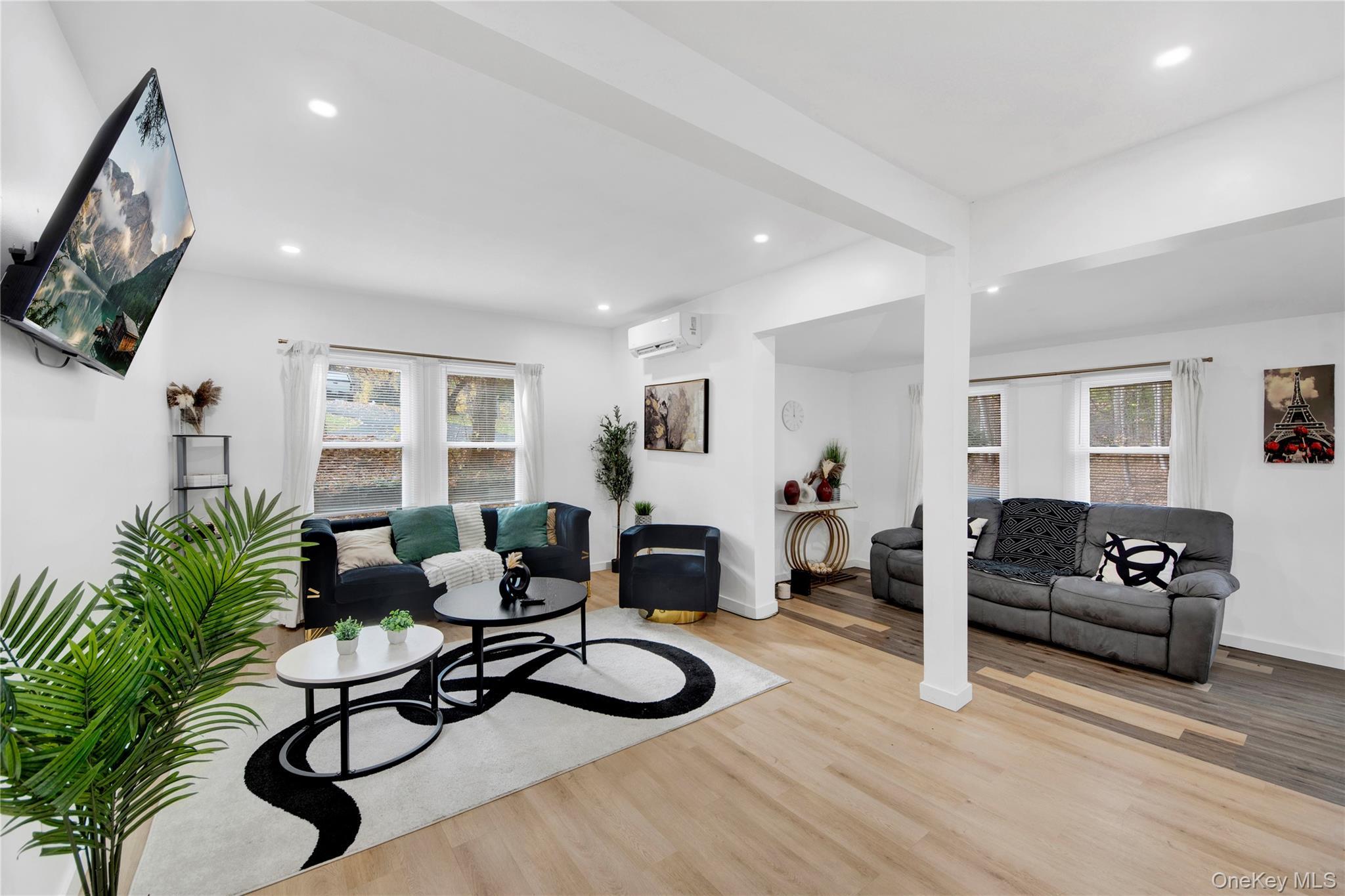 Single Family Old Post Ulster County, NY 12542, MLS-931863-11