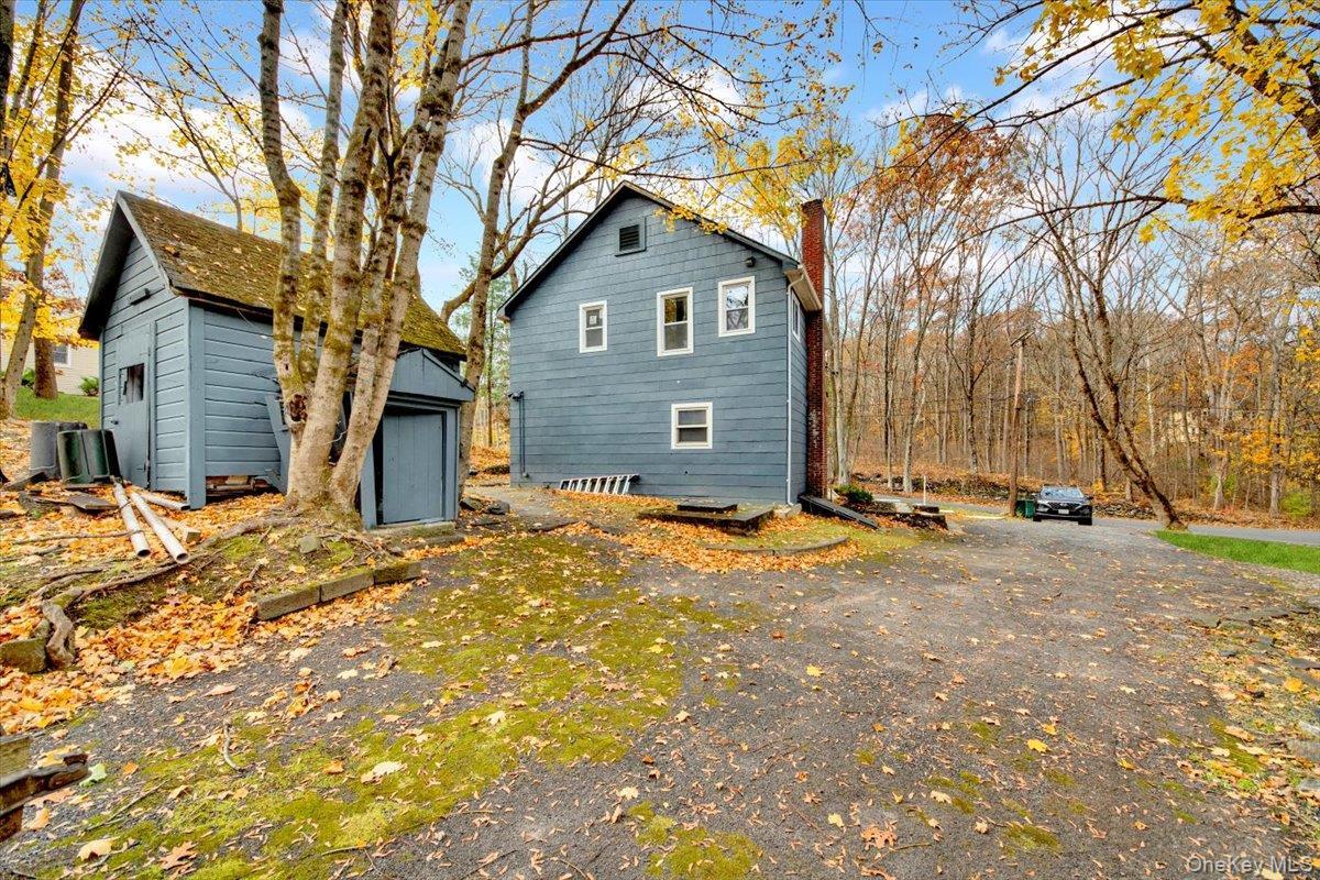 Single Family Old Post Ulster County, NY 12542, MLS-931863-24