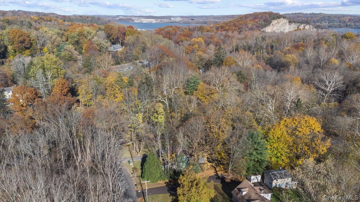 Single Family Old Post Ulster County, NY 12542, MLS-931863-34