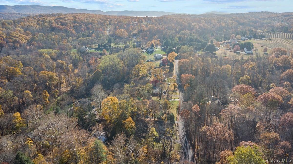 Single Family Old Post Ulster County, NY 12542, MLS-931863-38