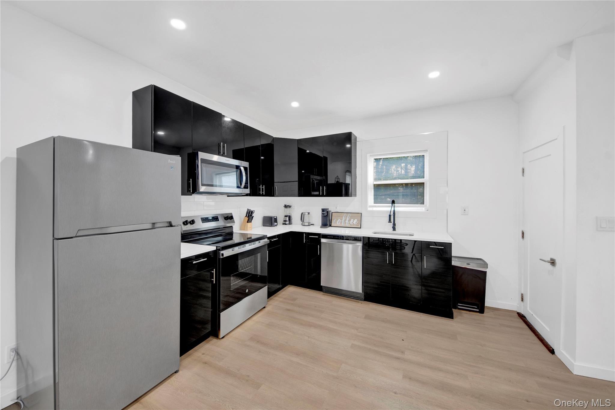 Single Family Old Post Ulster County, NY 12542, MLS-931863-4