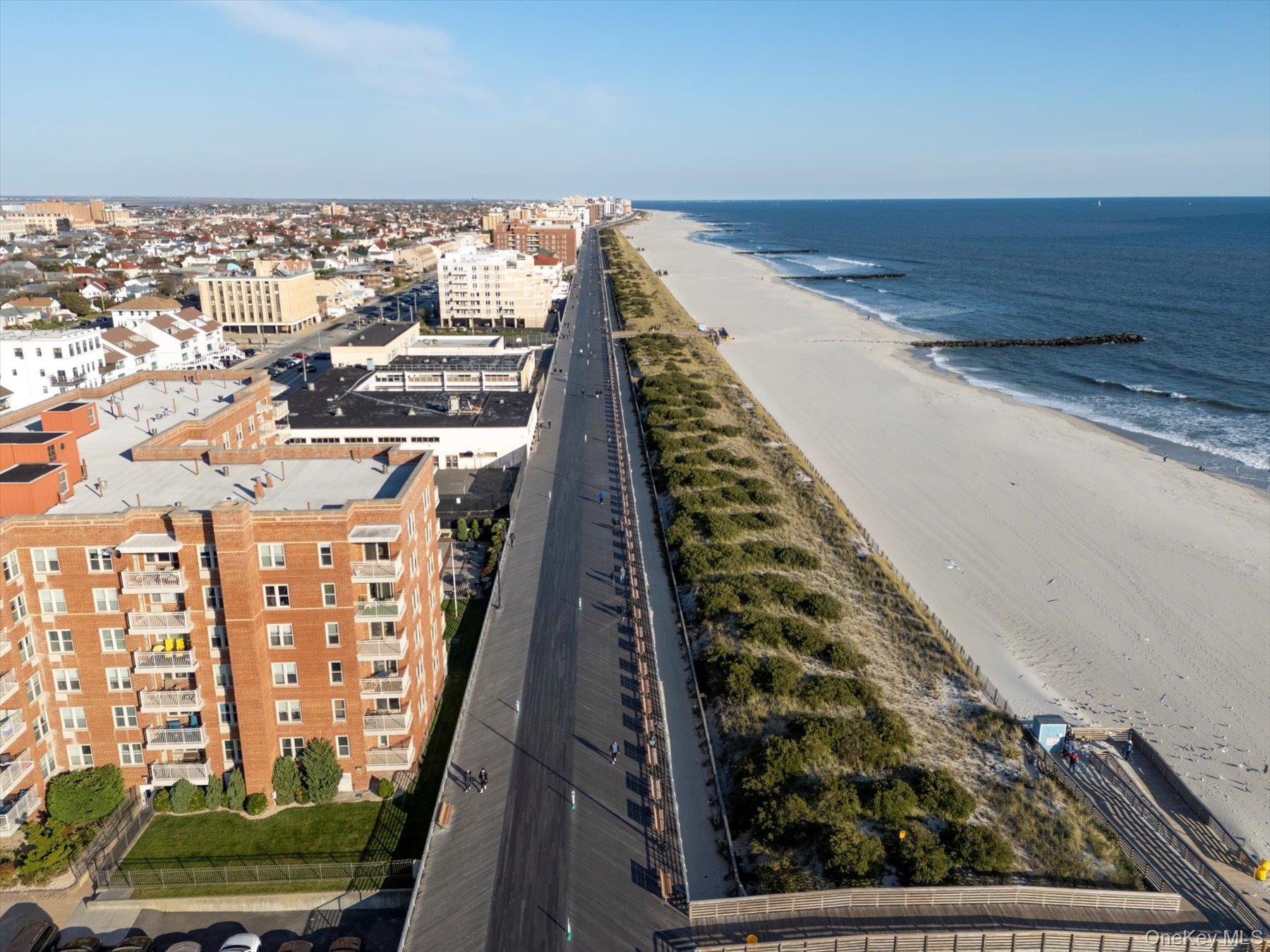 Coop Broadway  Nassau County, NY 11561, MLS-931867-22