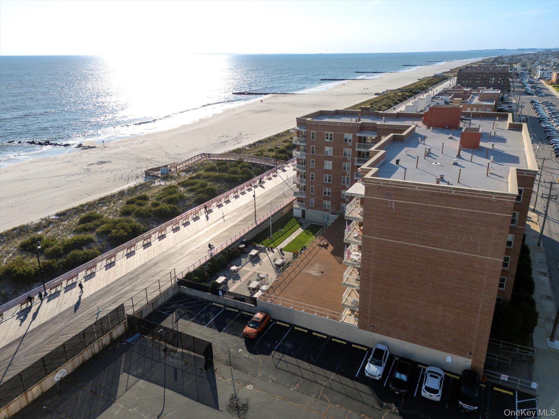 Coop Broadway  Nassau County, NY 11561, MLS-931867-24