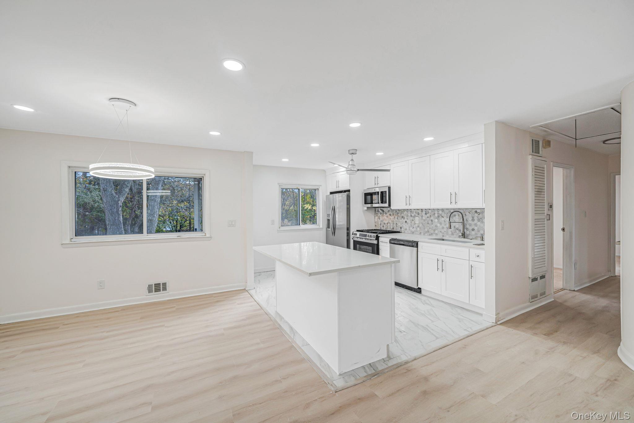 Single Family Elayne Suffolk County, NY 11787, MLS-931871-14