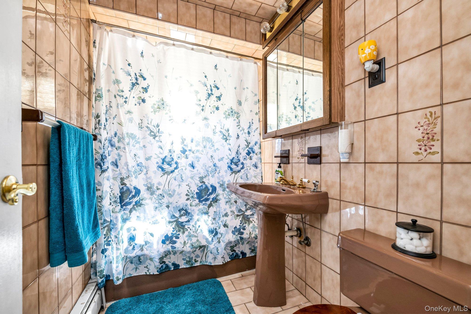 Single Family Mcdonald  Bronx, NY 10461, MLS-931877-9