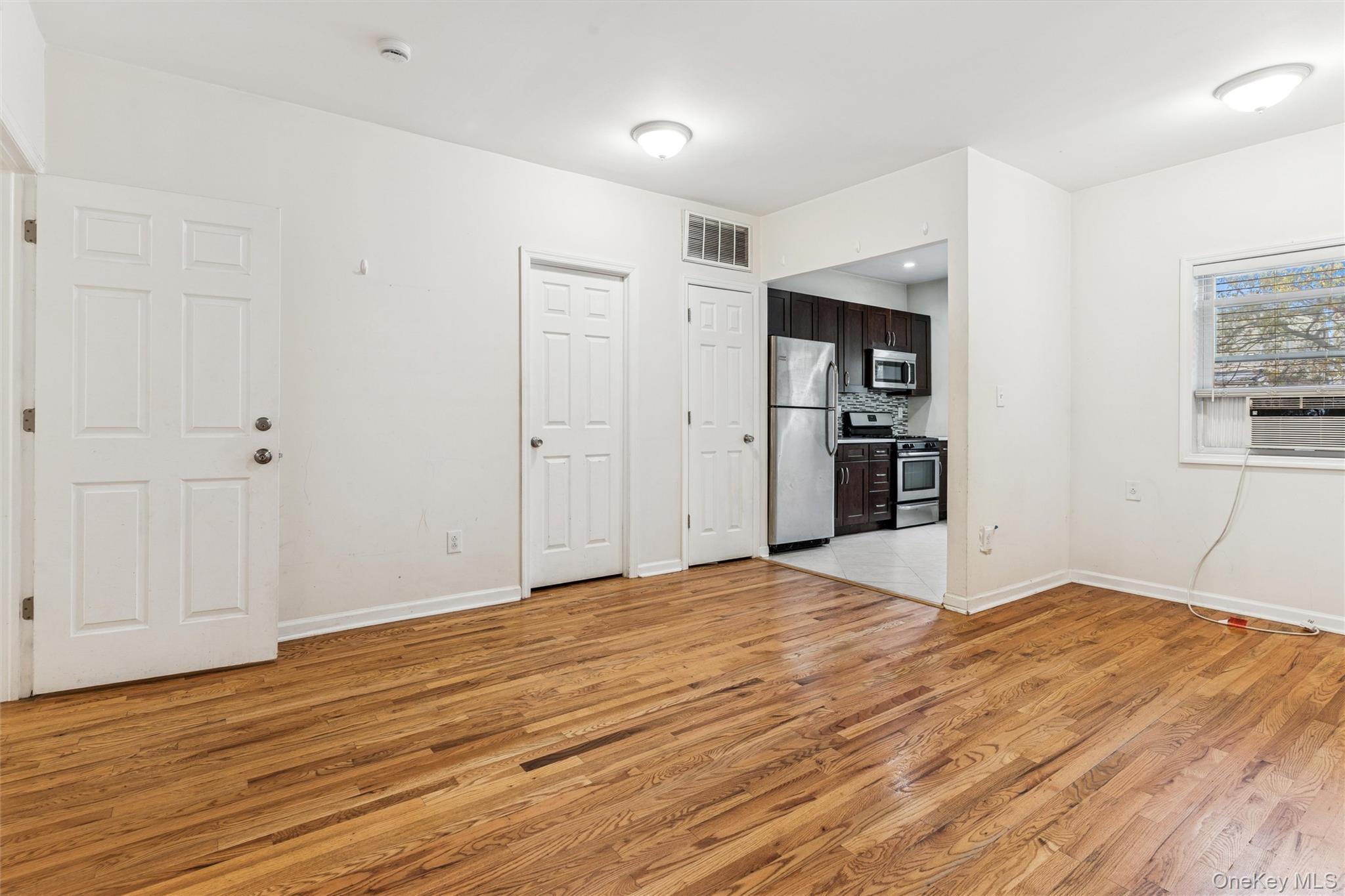 Single Family 90th  Queens, NY 11421, MLS-931878-10