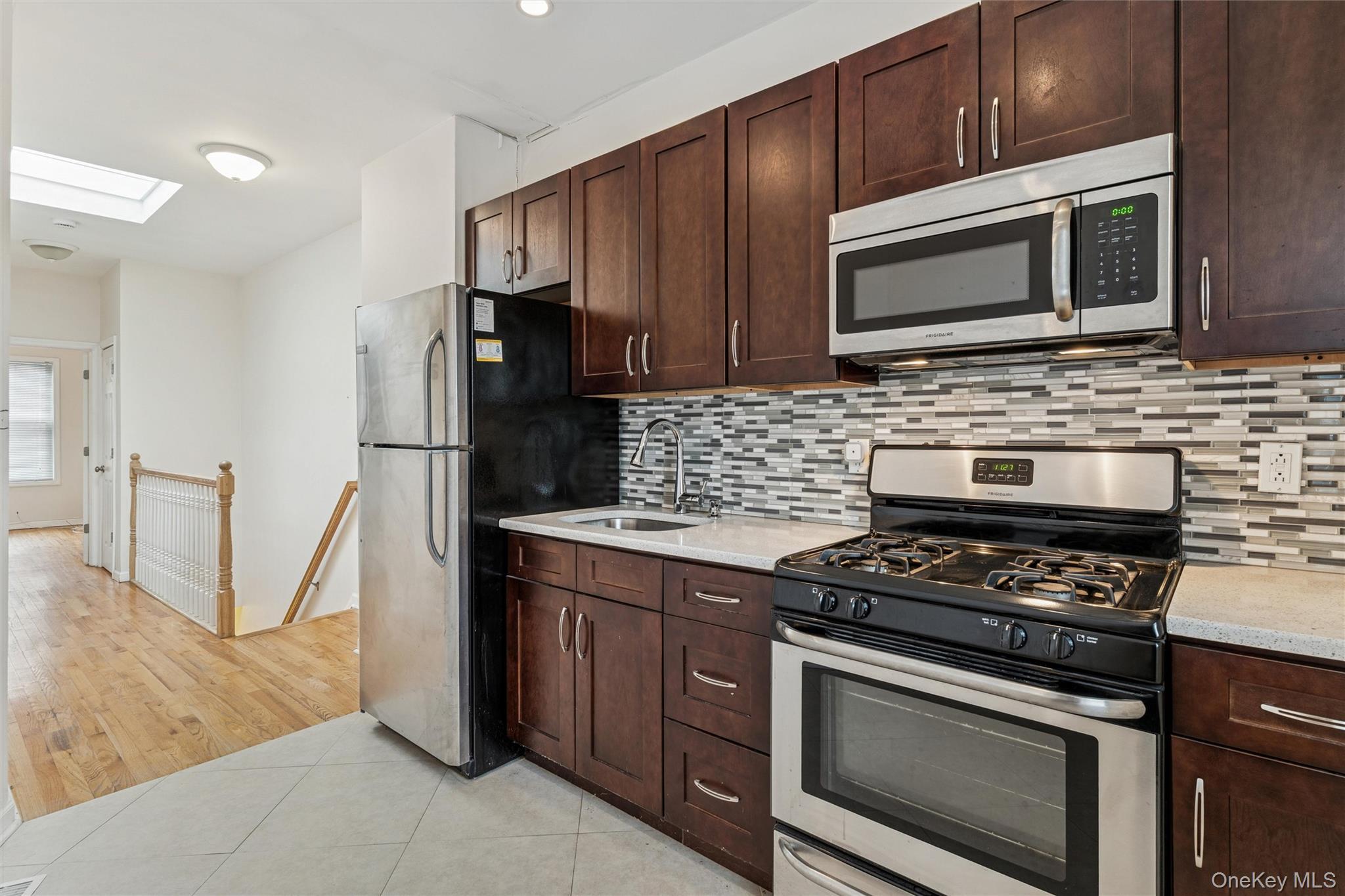 Single Family 90th  Queens, NY 11421, MLS-931878-21