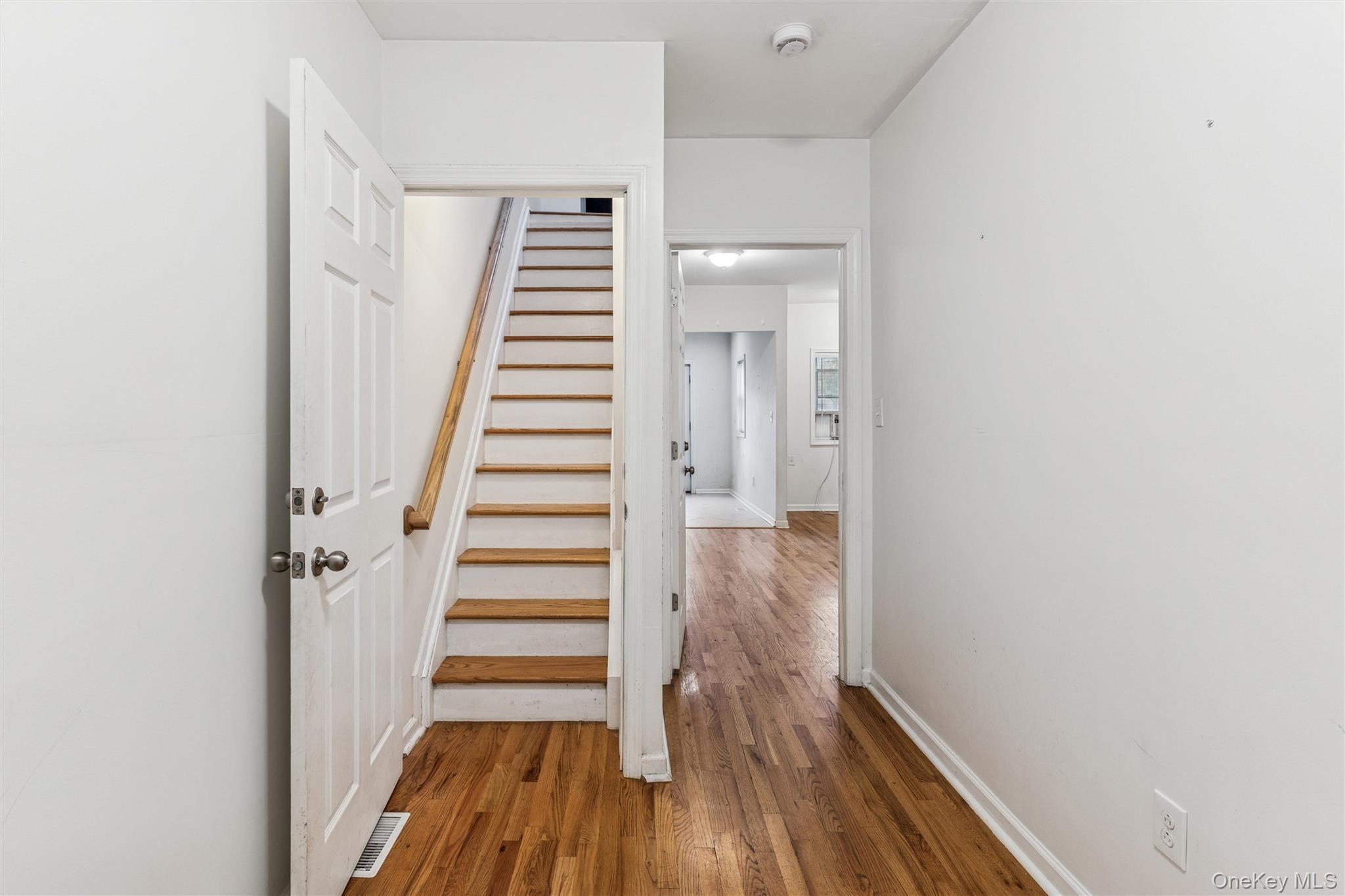 Single Family 90th  Queens, NY 11421, MLS-931878-4