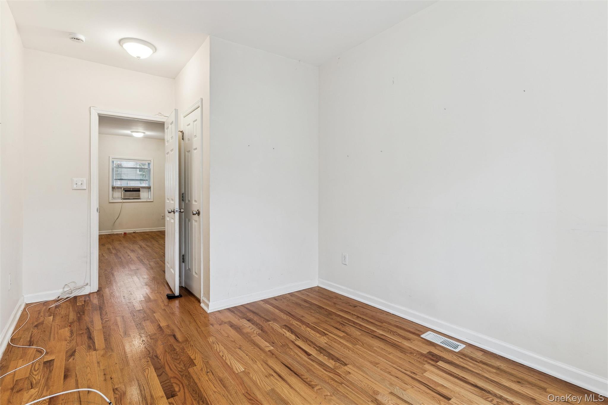 Single Family 90th  Queens, NY 11421, MLS-931878-6