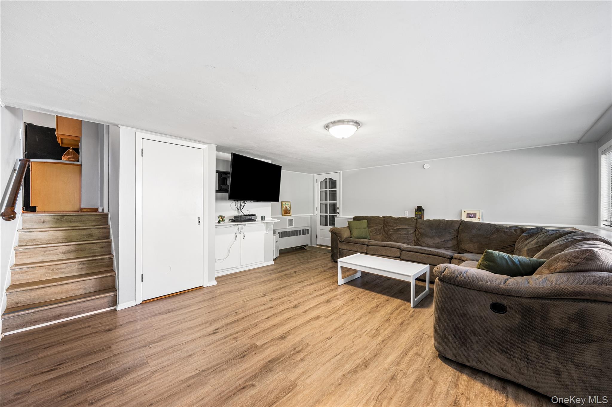 Single Family Gaylore  Suffolk County, NY 11701, MLS-931893-18