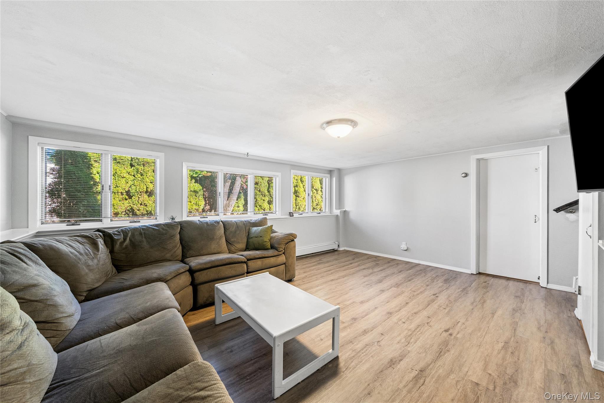 Single Family Gaylore  Suffolk County, NY 11701, MLS-931893-19