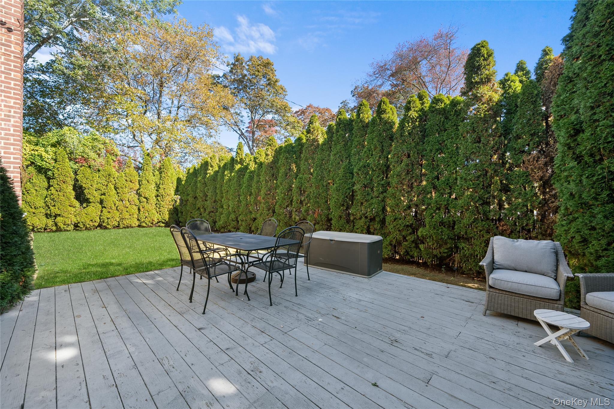 Single Family Gaylore  Suffolk County, NY 11701, MLS-931893-34