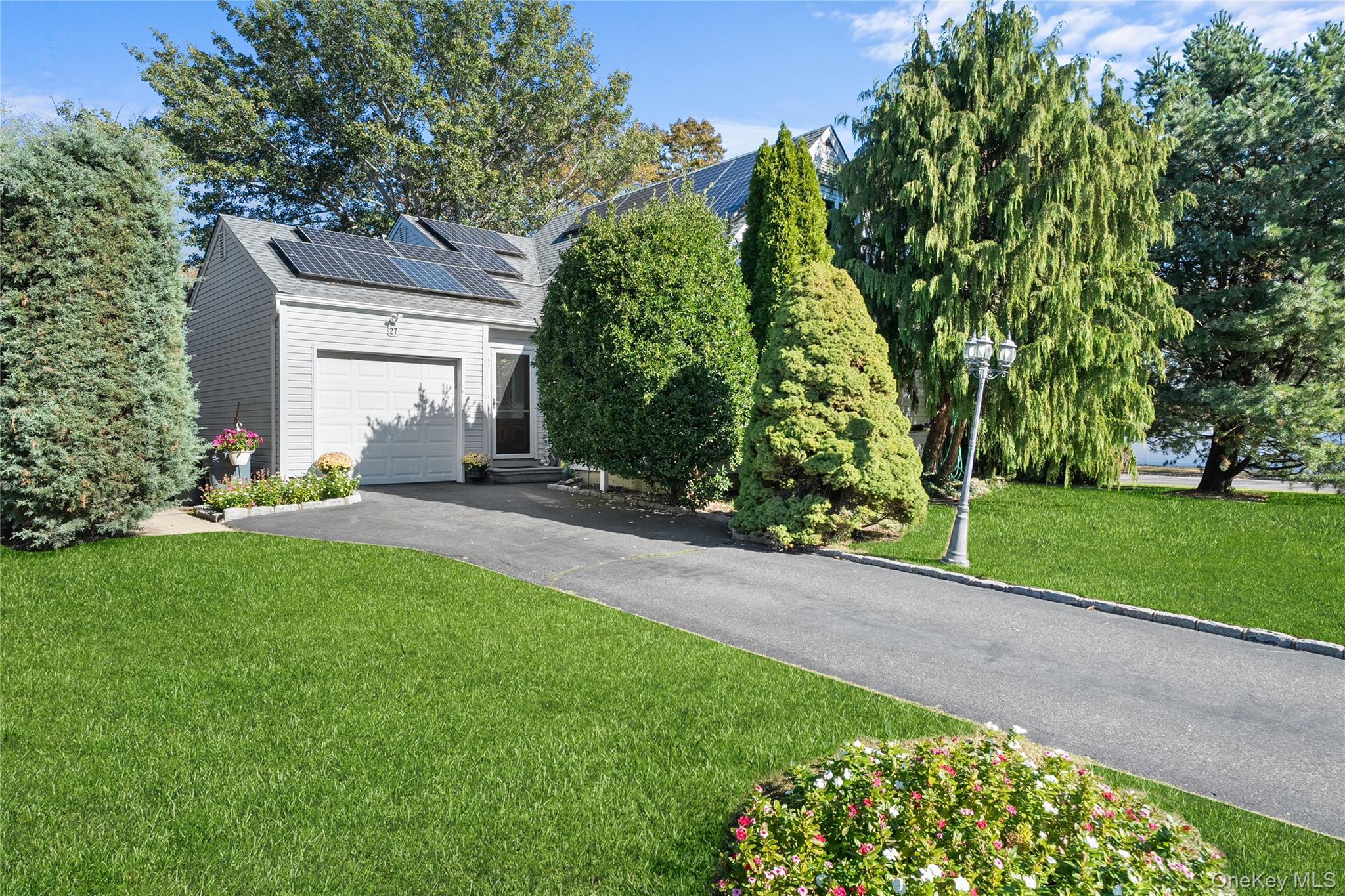 Single Family Gaylore  Suffolk County, NY 11701, MLS-931893-5