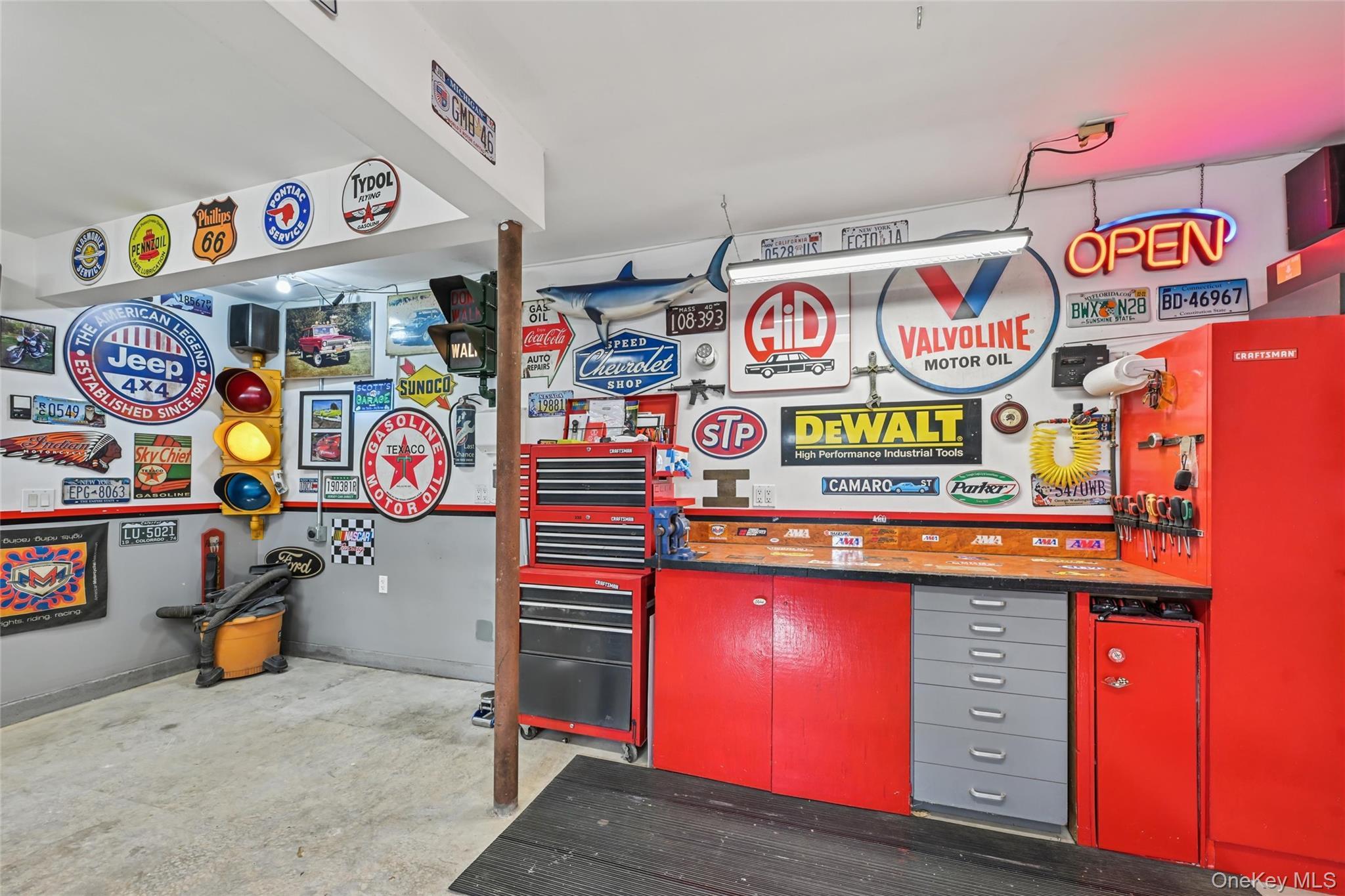 Single Family Creek Suffolk County, NY 11935, MLS-931910-20