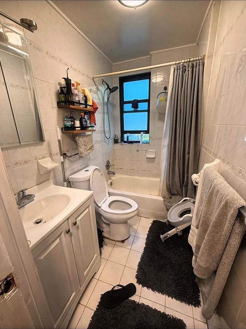 Single Family Randall  Bronx, NY 10473, MLS-931912-21