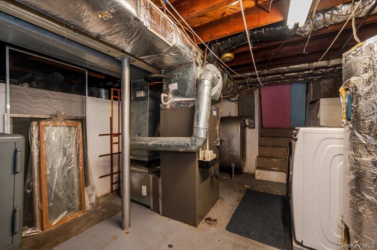 Single Family Port Suffolk County, NY 11779, MLS-931921-14