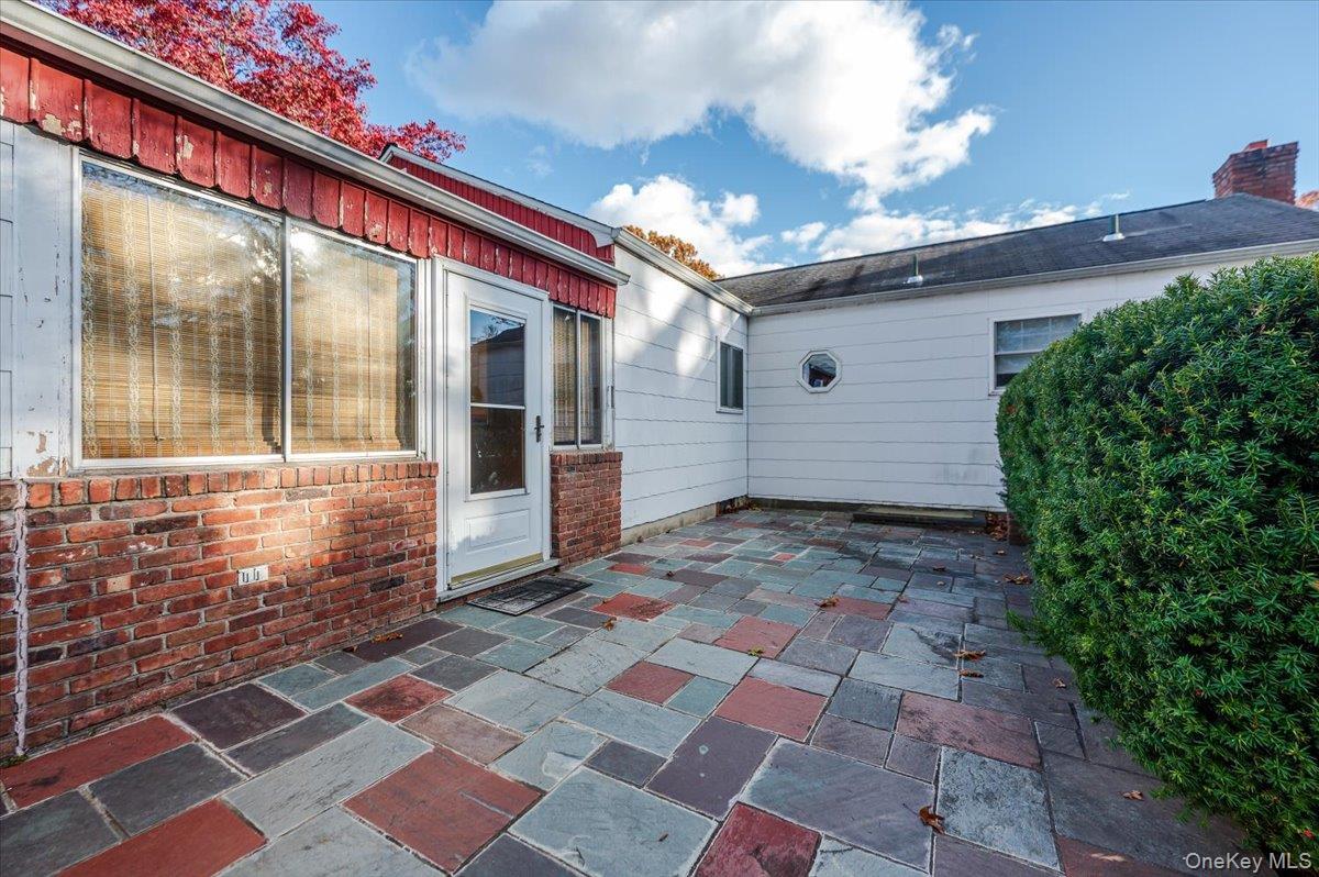 Single Family Port Suffolk County, NY 11779, MLS-931921-16