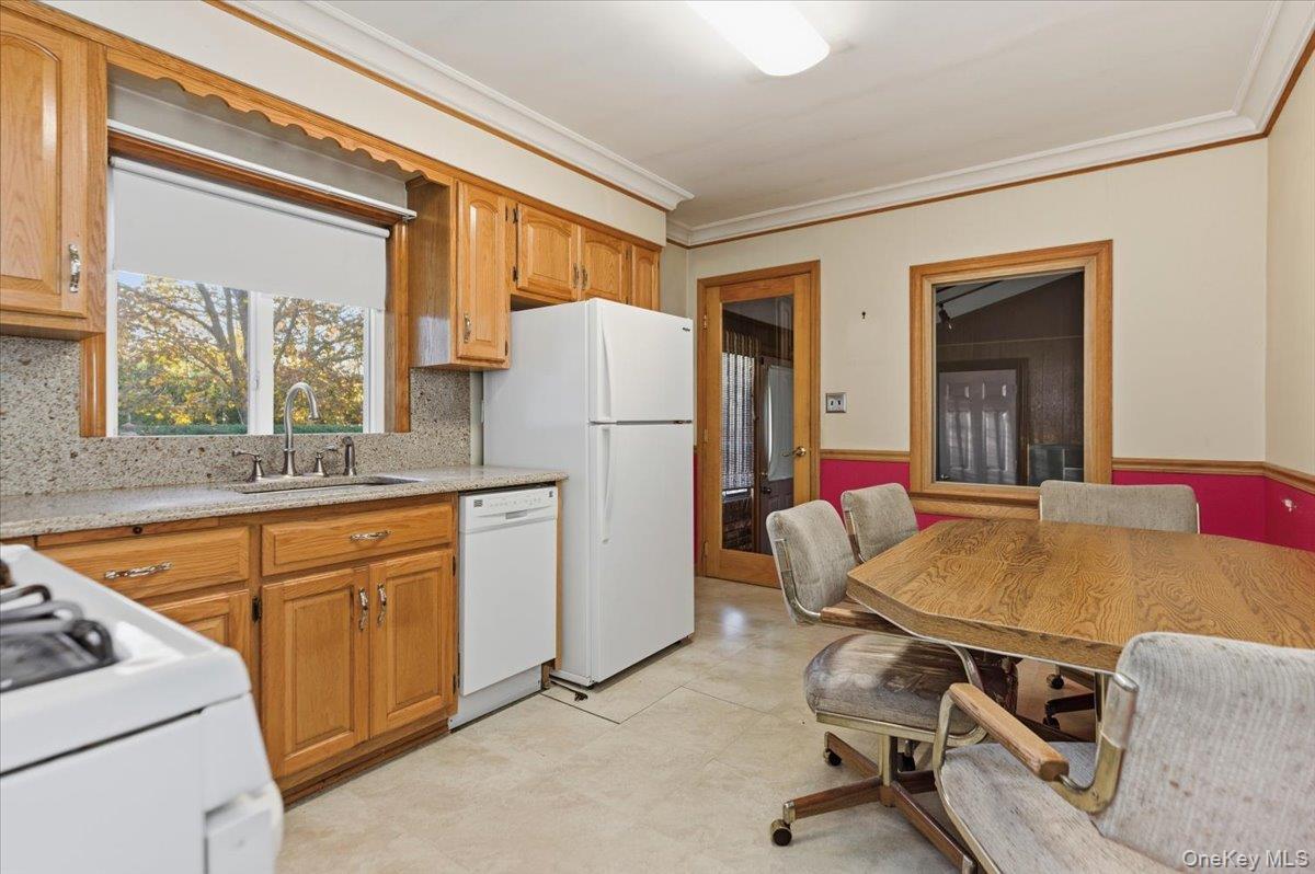 Single Family Port Suffolk County, NY 11779, MLS-931921-6