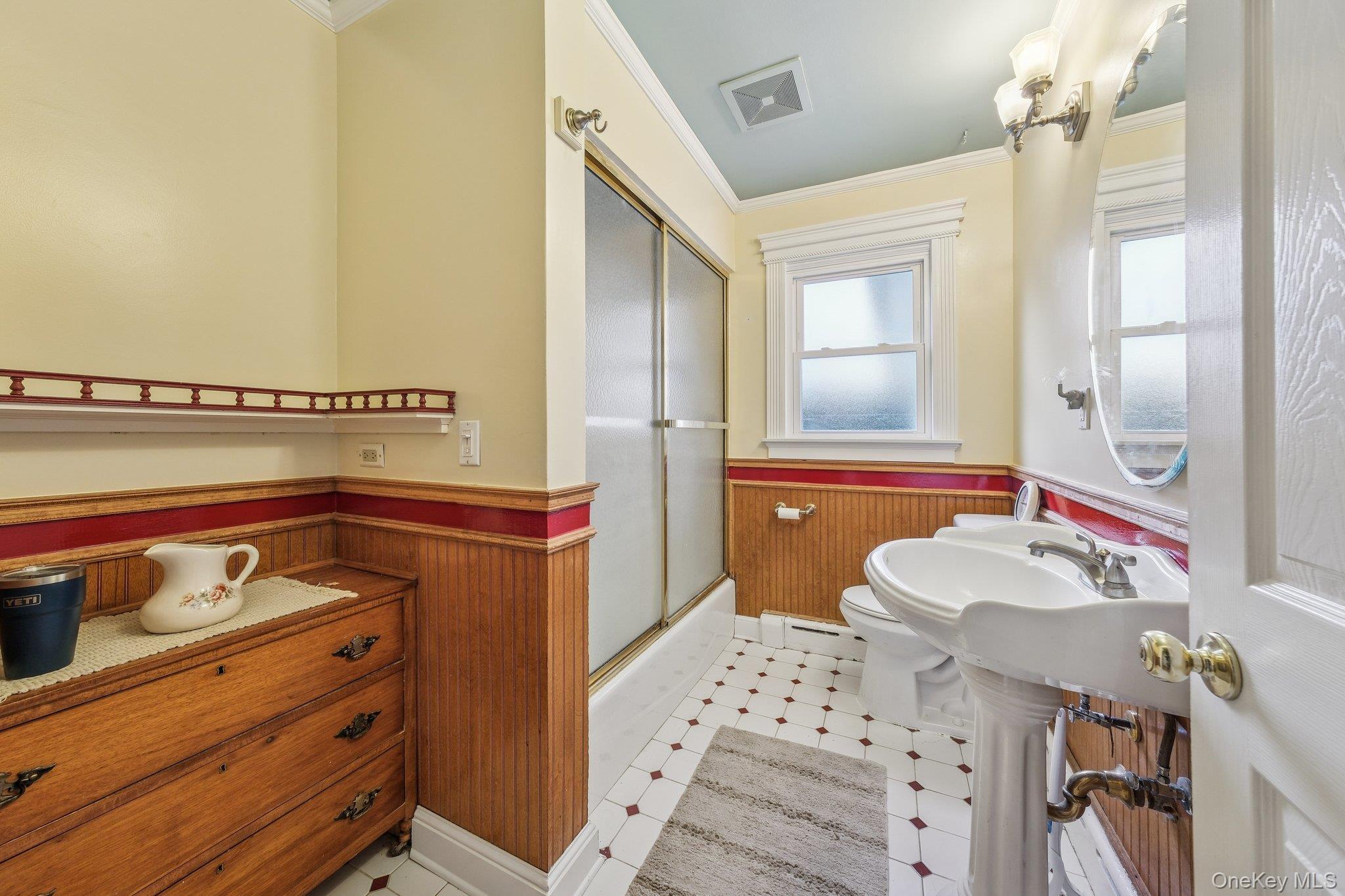 Single Family Beechwood  Westchester County, NY 10507, MLS-931939-10