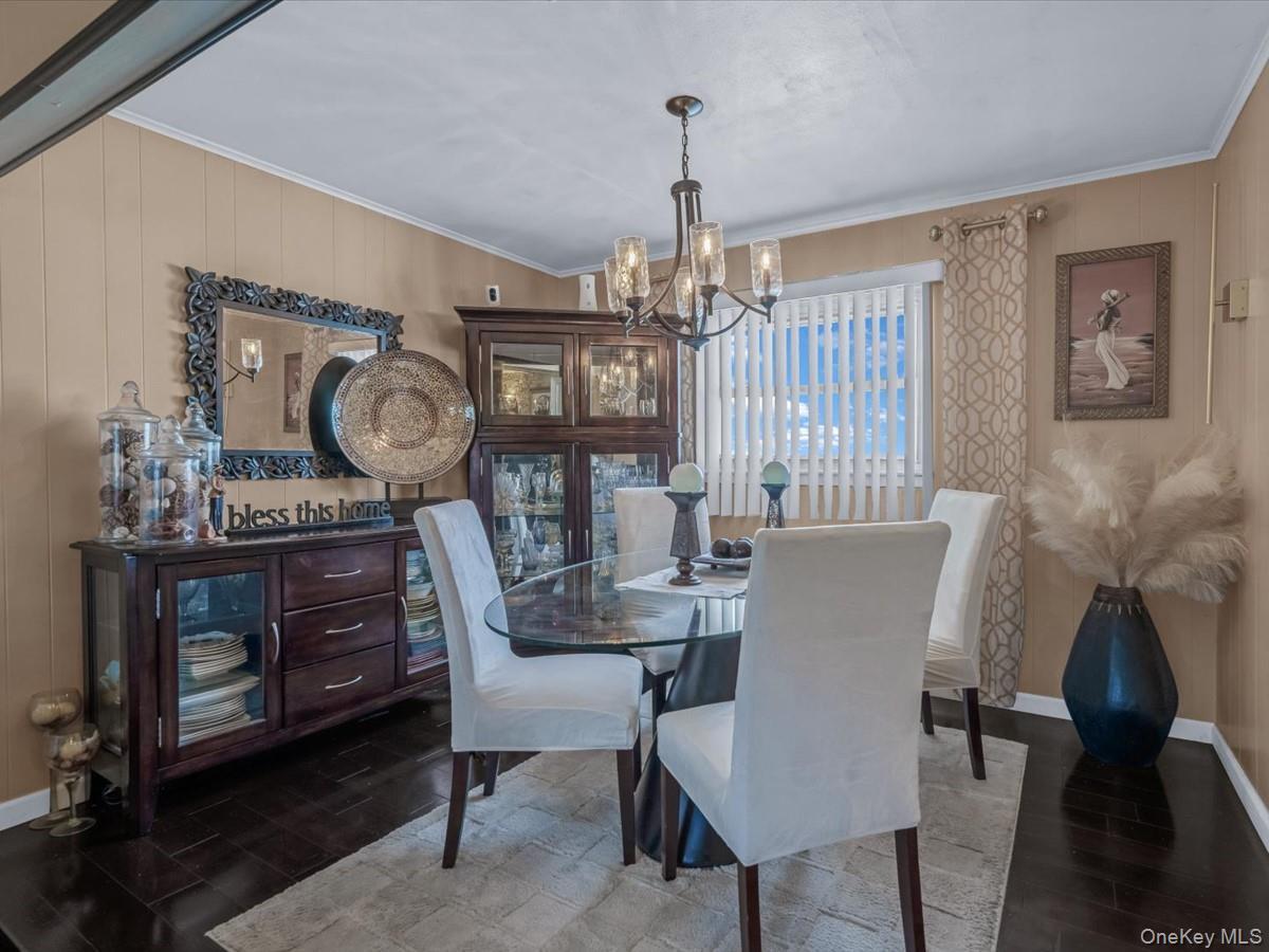 Single Family 30th  Suffolk County, NY 11798, MLS-931949-8