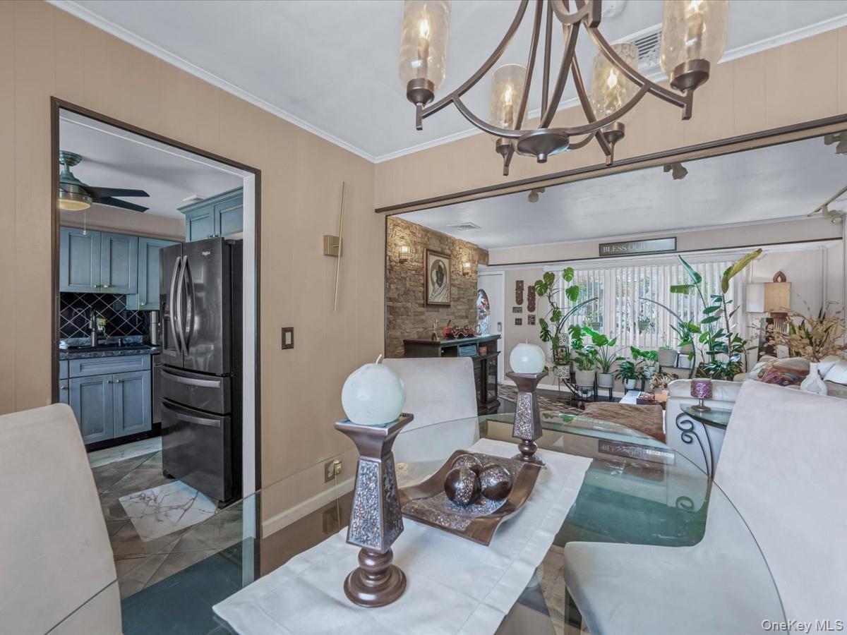 Single Family 30th  Suffolk County, NY 11798, MLS-931949-9