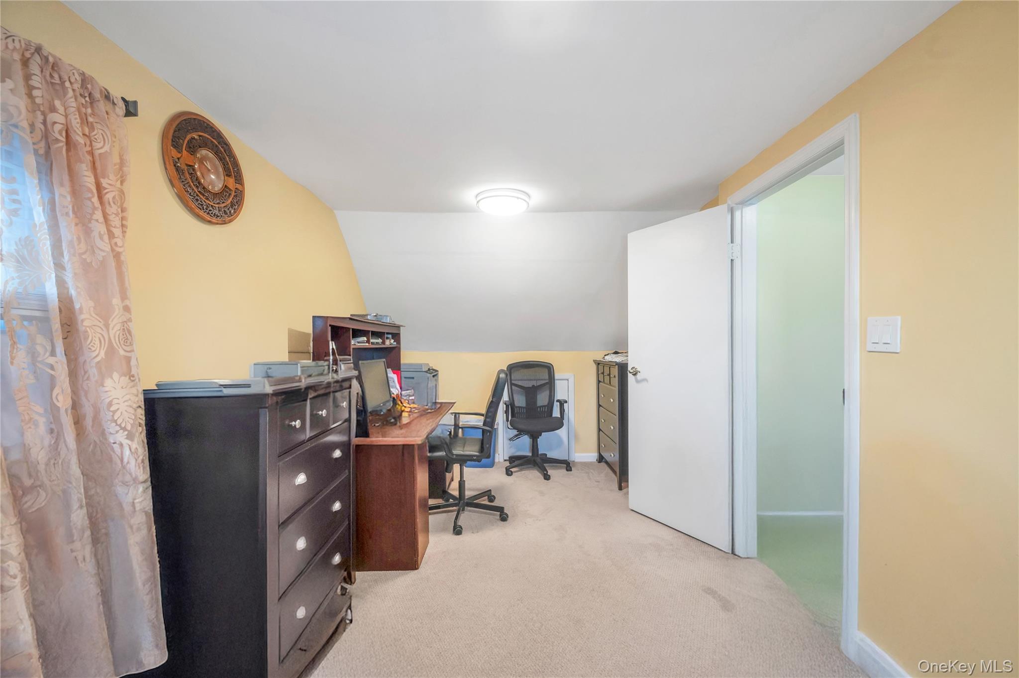 Single Family 8th Nassau County, NY 11714, MLS-931950-16