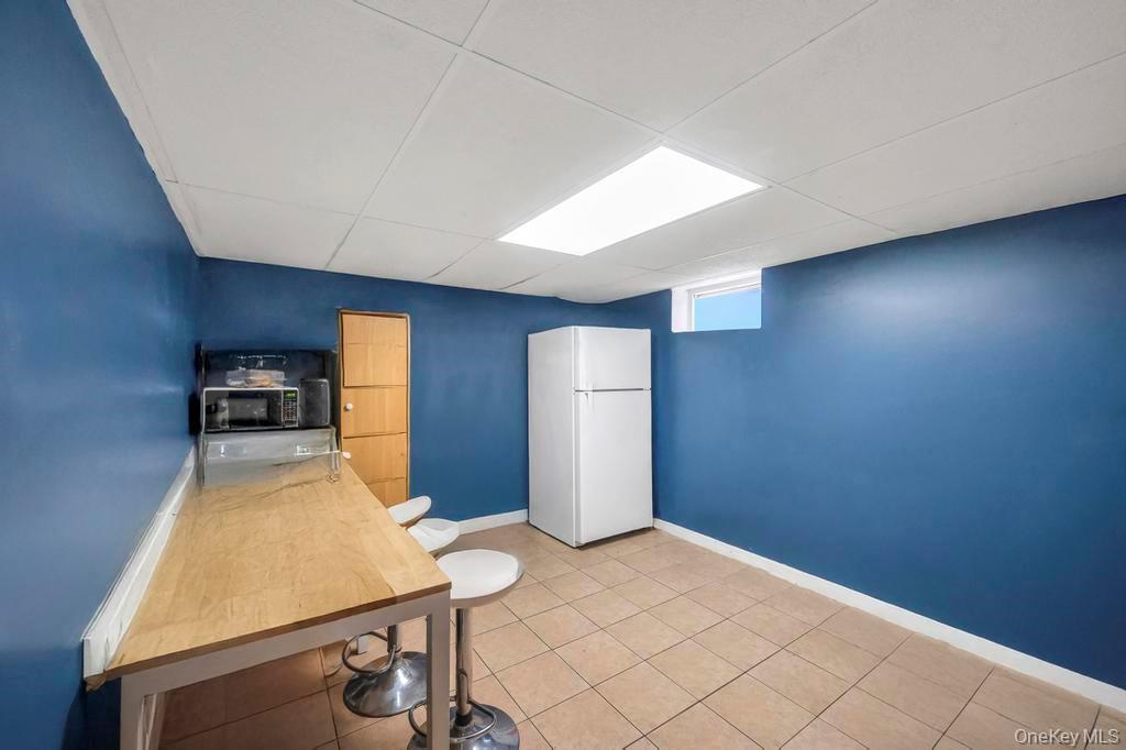 Single Family Northern  Nassau County, NY 11553, MLS-931951-15