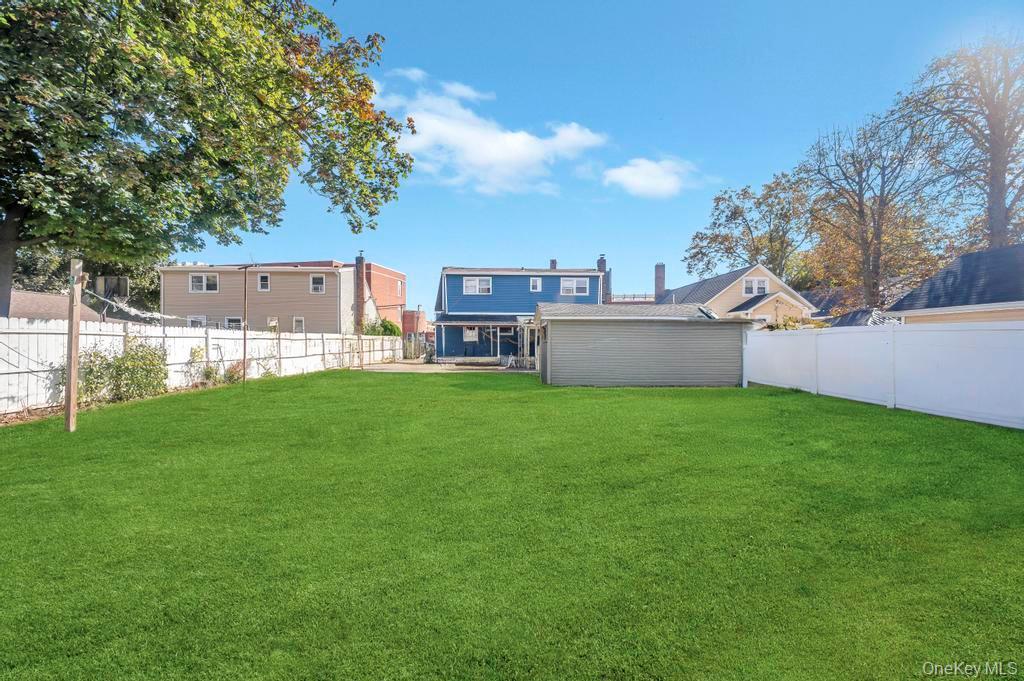 Single Family Northern  Nassau County, NY 11553, MLS-931951-21