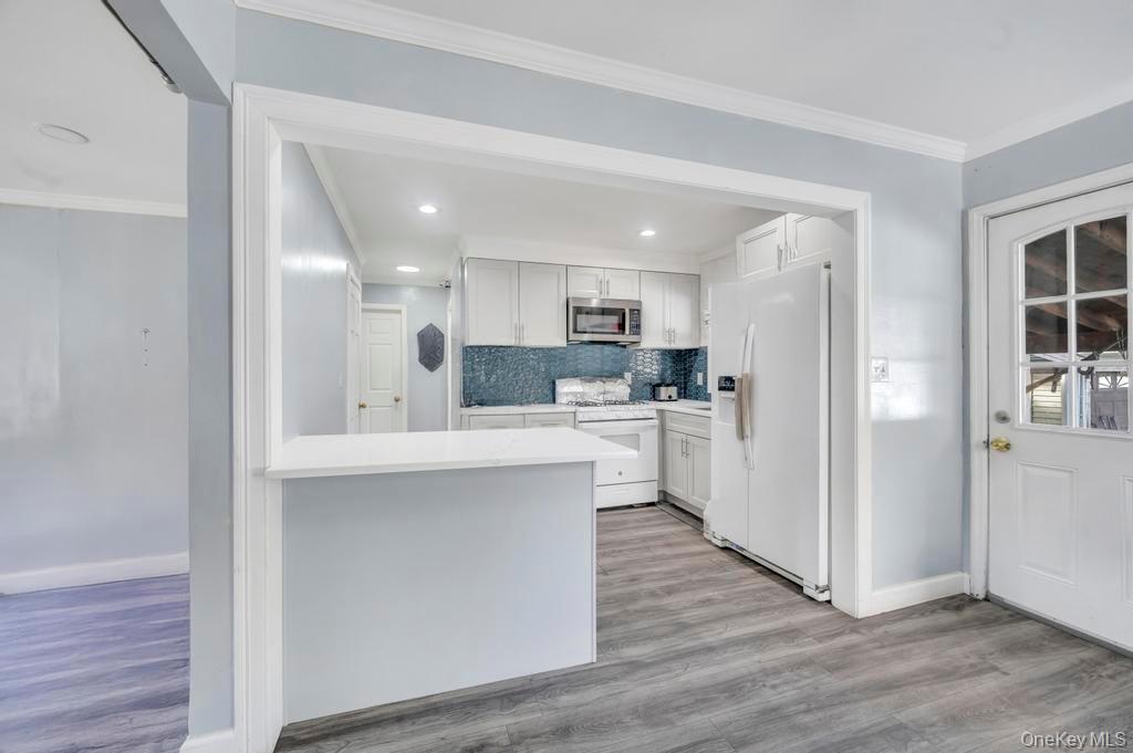 Single Family Northern  Nassau County, NY 11553, MLS-931951-6