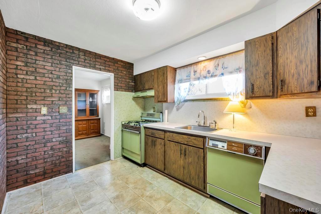 Single Family Hope Nassau County, NY 11803, MLS-931959-19