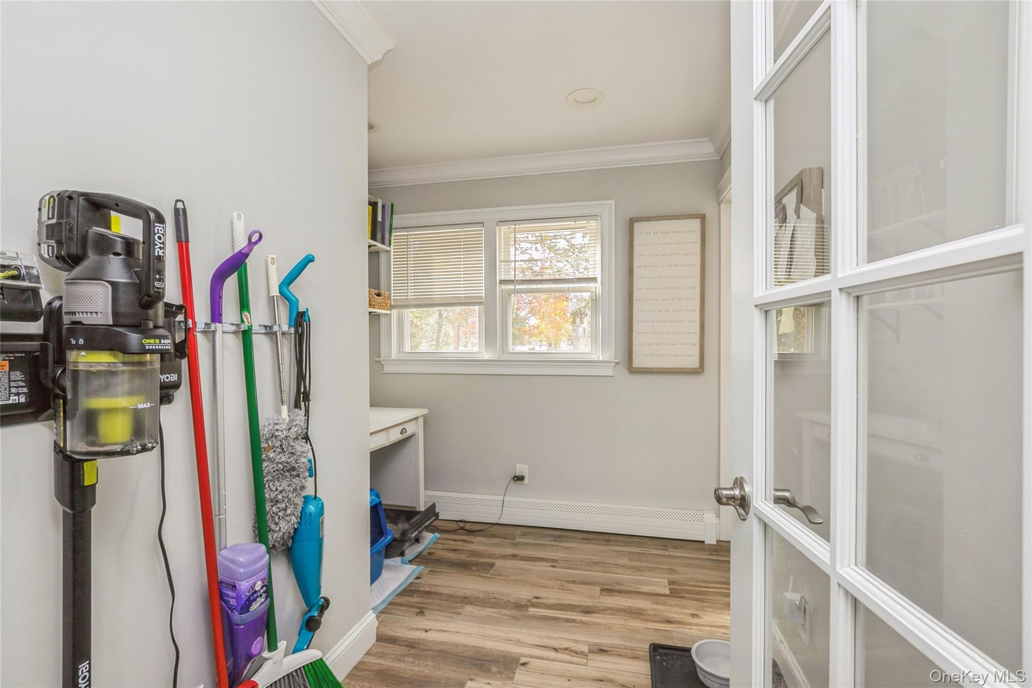 Single Family Feureisen  Suffolk County, NY 11716, MLS-931967-22