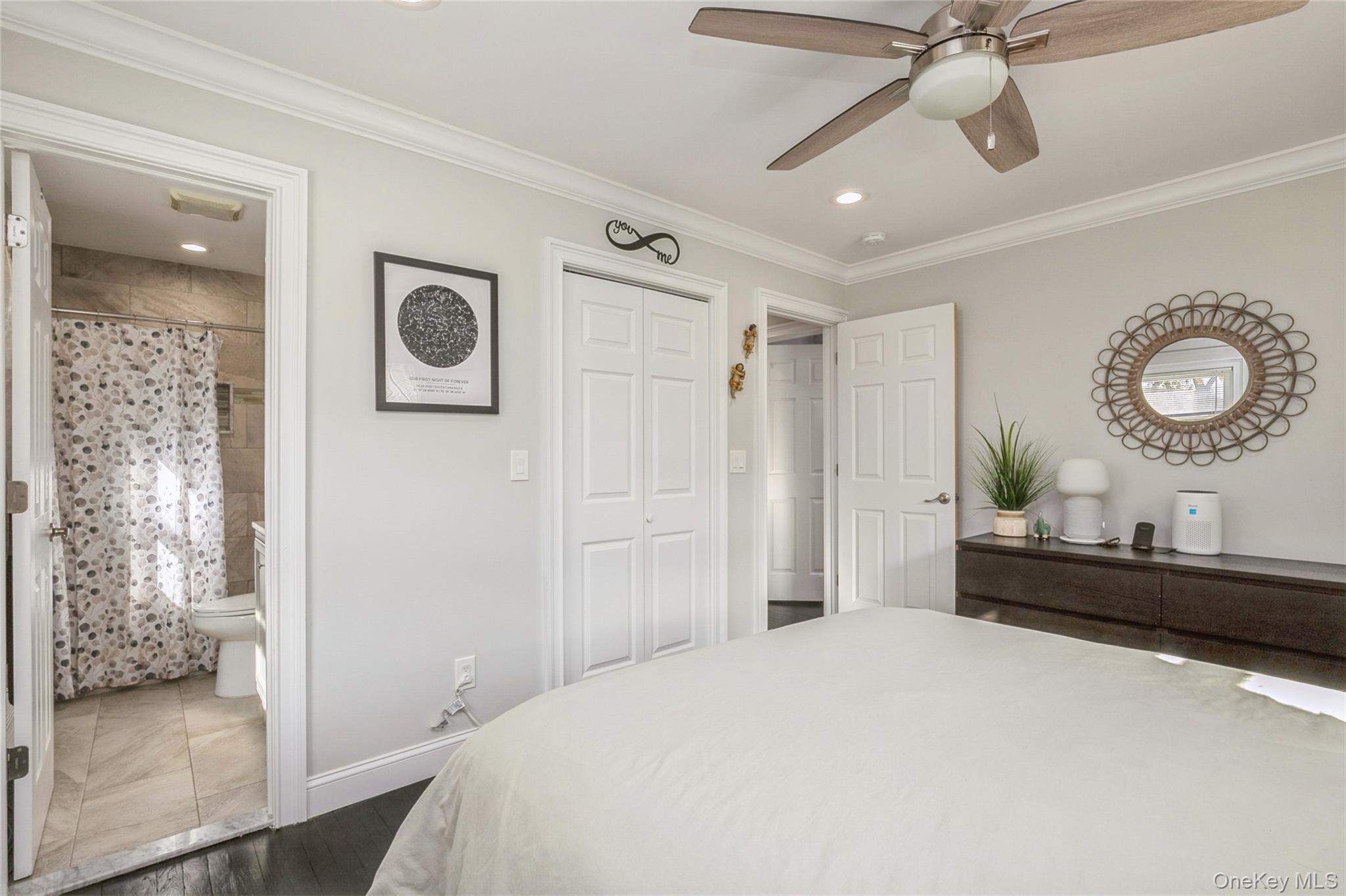 Single Family Feureisen  Suffolk County, NY 11716, MLS-931967-25