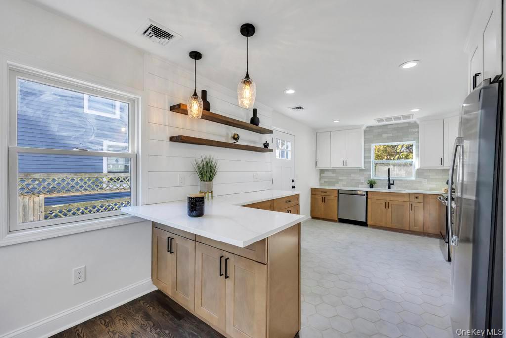 Single Family Rollstone Avenue  Suffolk County, NY 11796, MLS-931990-15