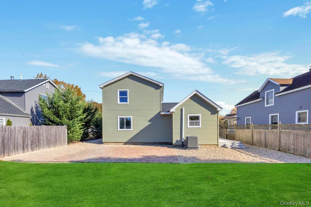 Single Family Rollstone Avenue  Suffolk County, NY 11796, MLS-931990-3