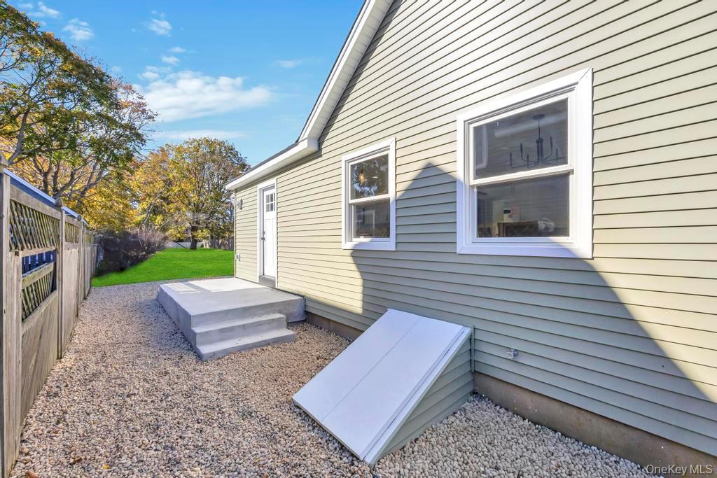 Single Family Rollstone Avenue  Suffolk County, NY 11796, MLS-931990-6