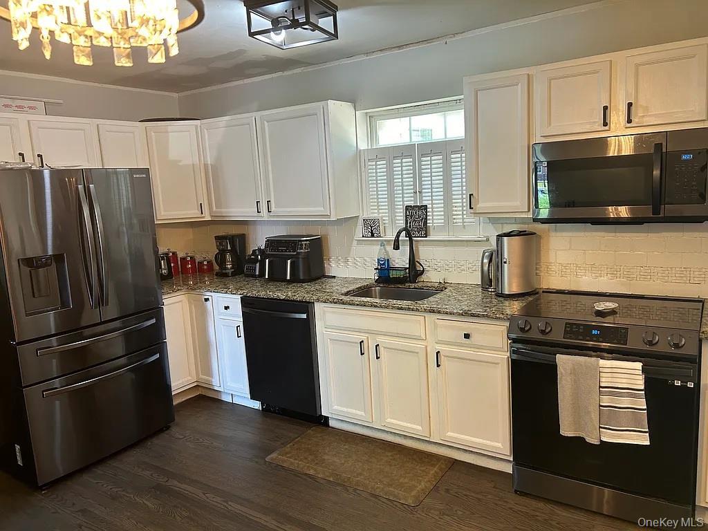 Single Family Lexington  Suffolk County, NY 11967, MLS-931996-6