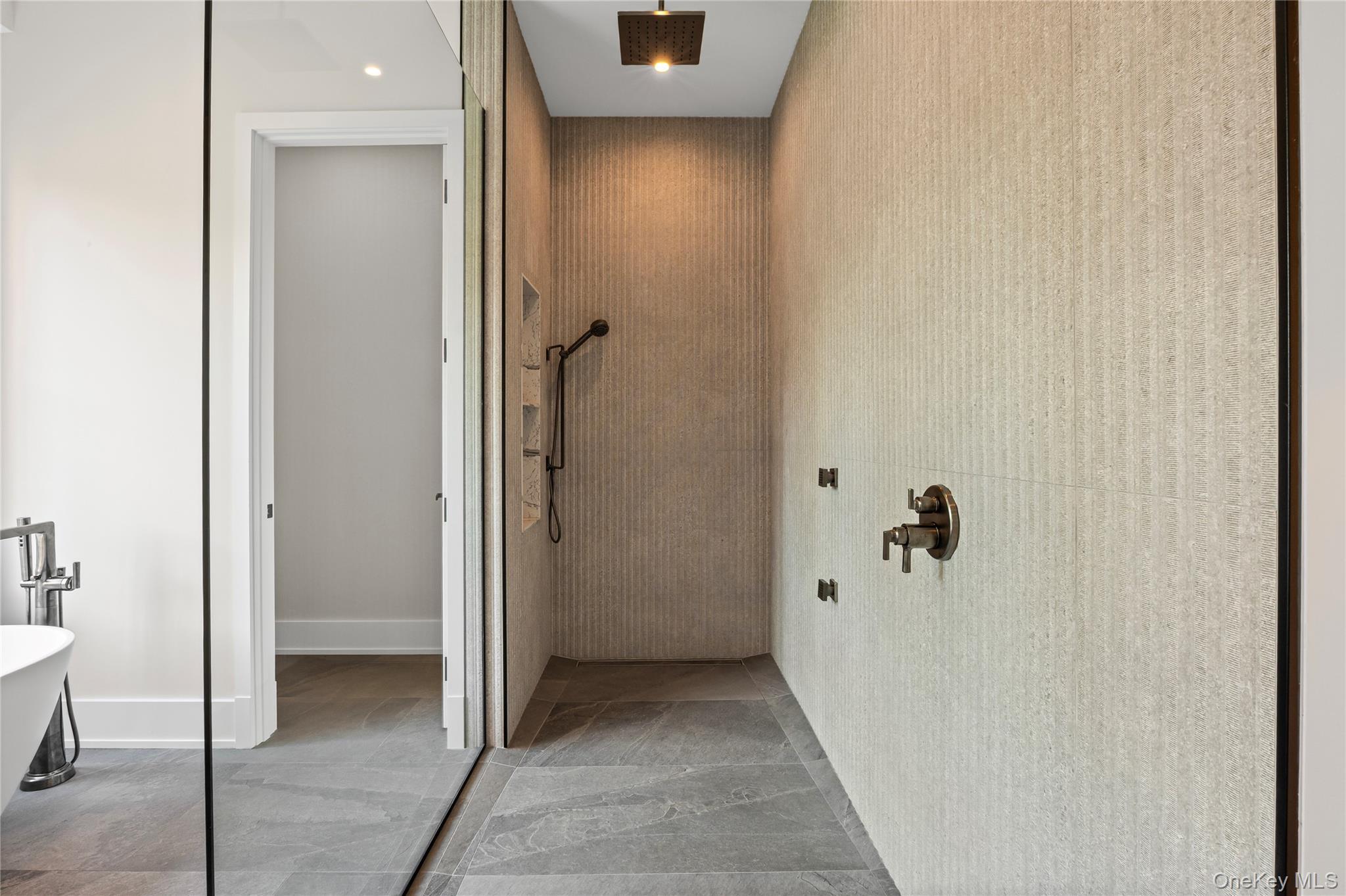 Single Family Osprey Nest Suffolk County, NY 11944, MLS-932001-24