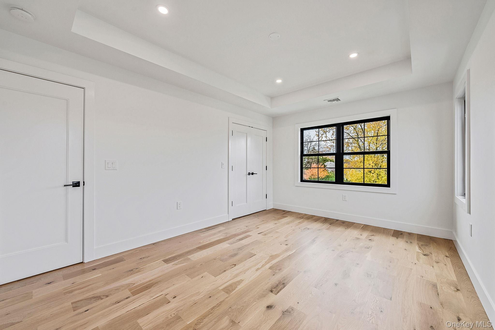 Single Family Lefferts Nassau County, NY 11710, MLS-932005-27