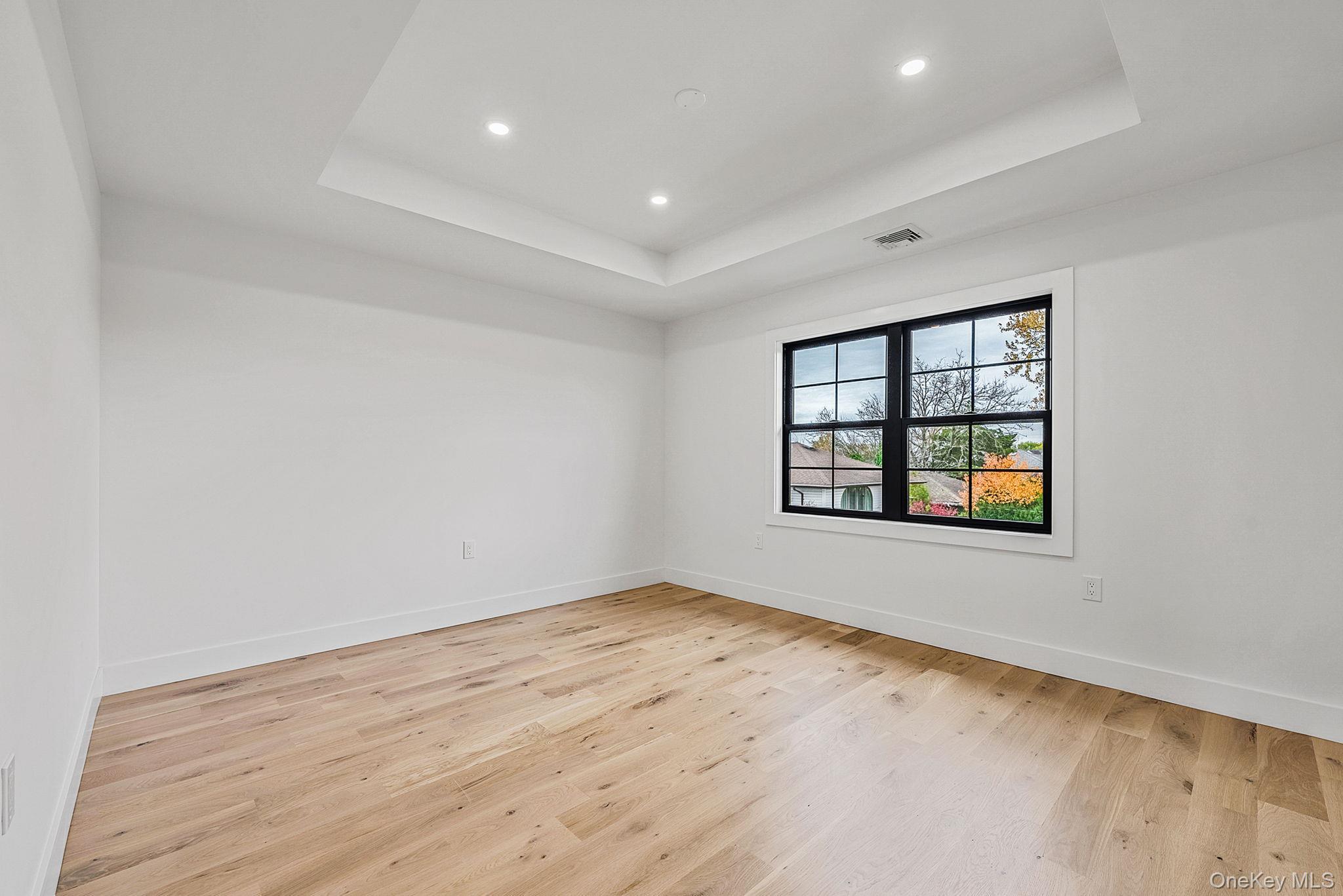 Single Family Lefferts Nassau County, NY 11710, MLS-932005-29