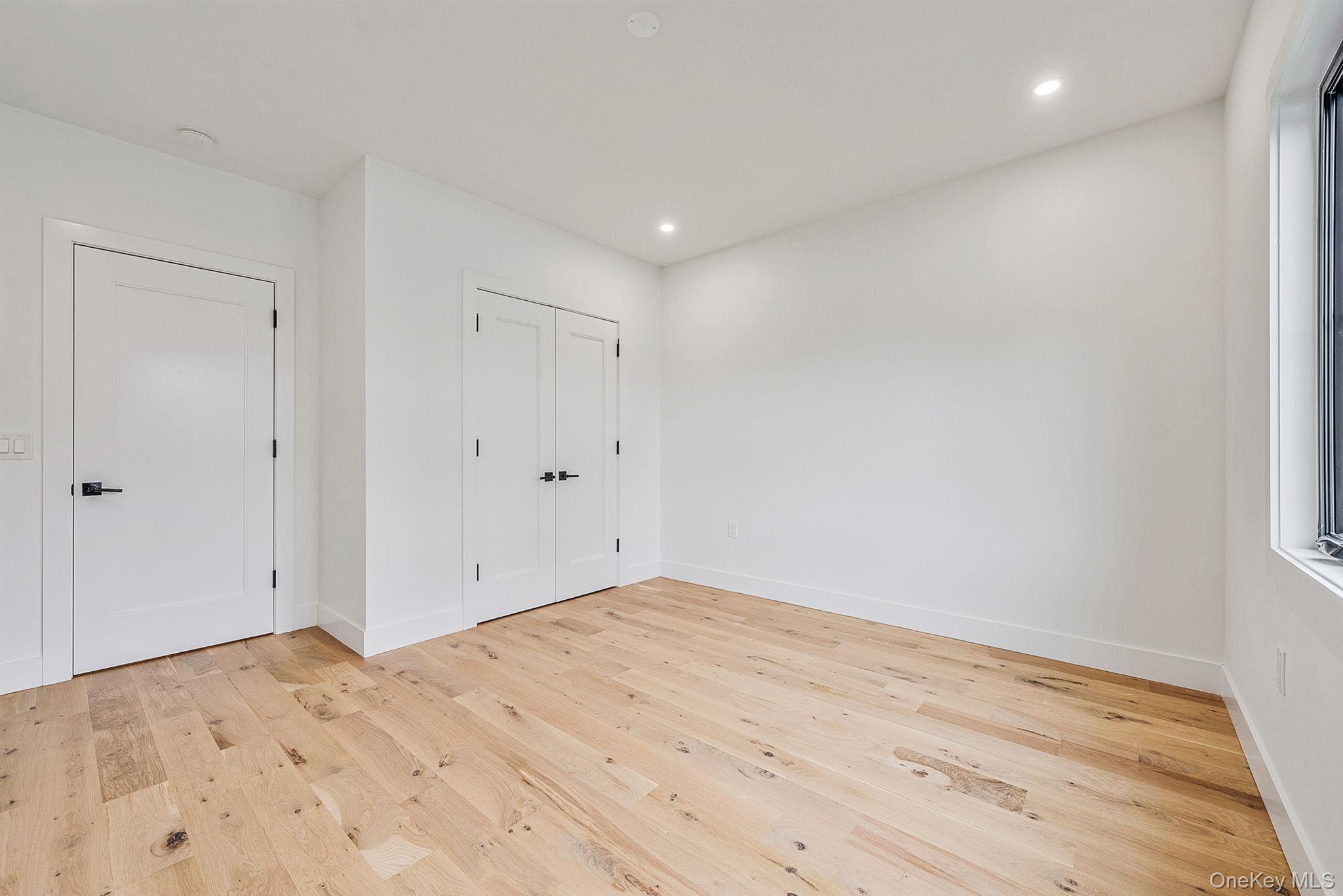 Single Family Lefferts Nassau County, NY 11710, MLS-932005-34