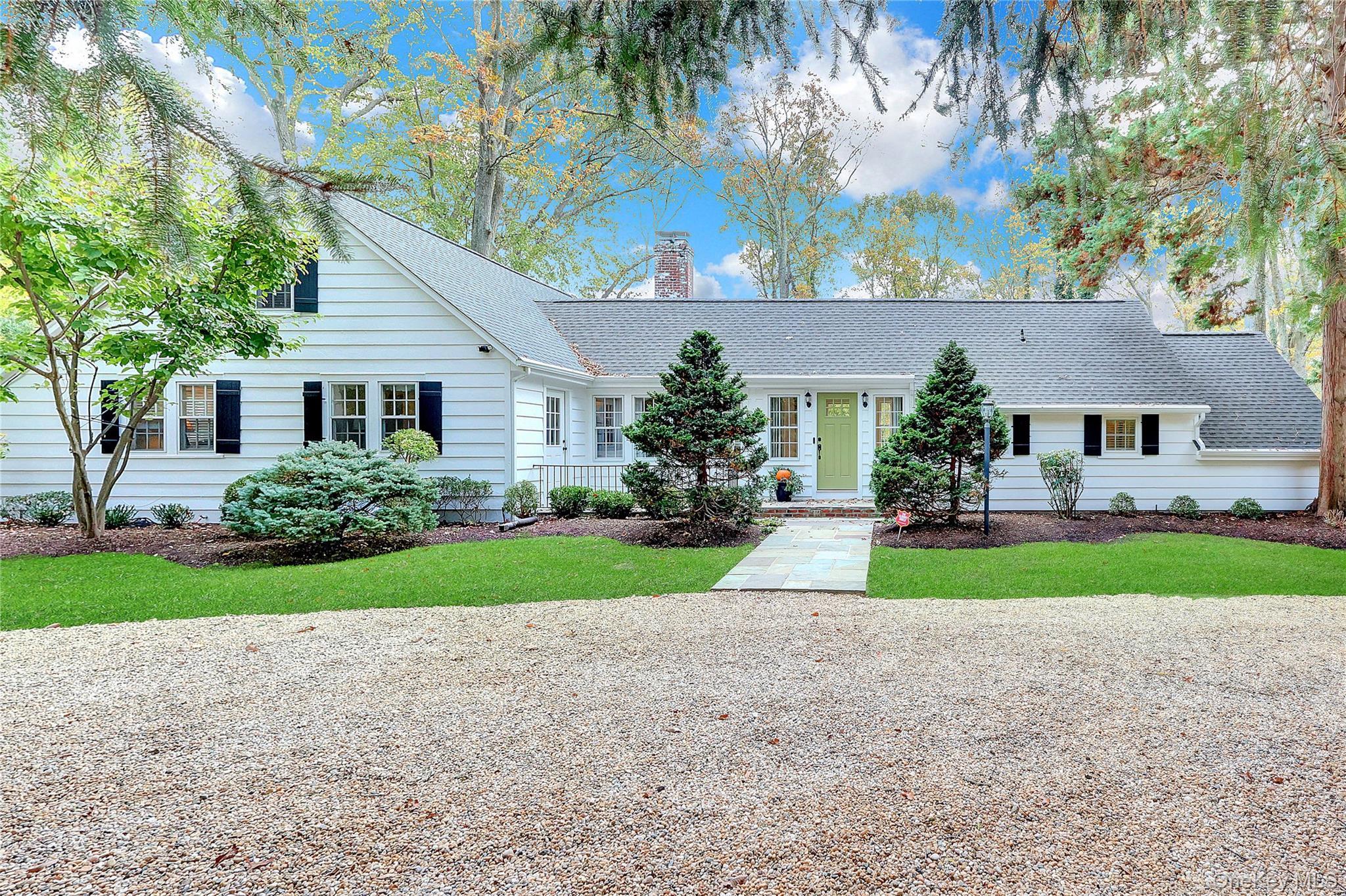 Single Family Highwood  Suffolk County, NY 11733, MLS-932014-2