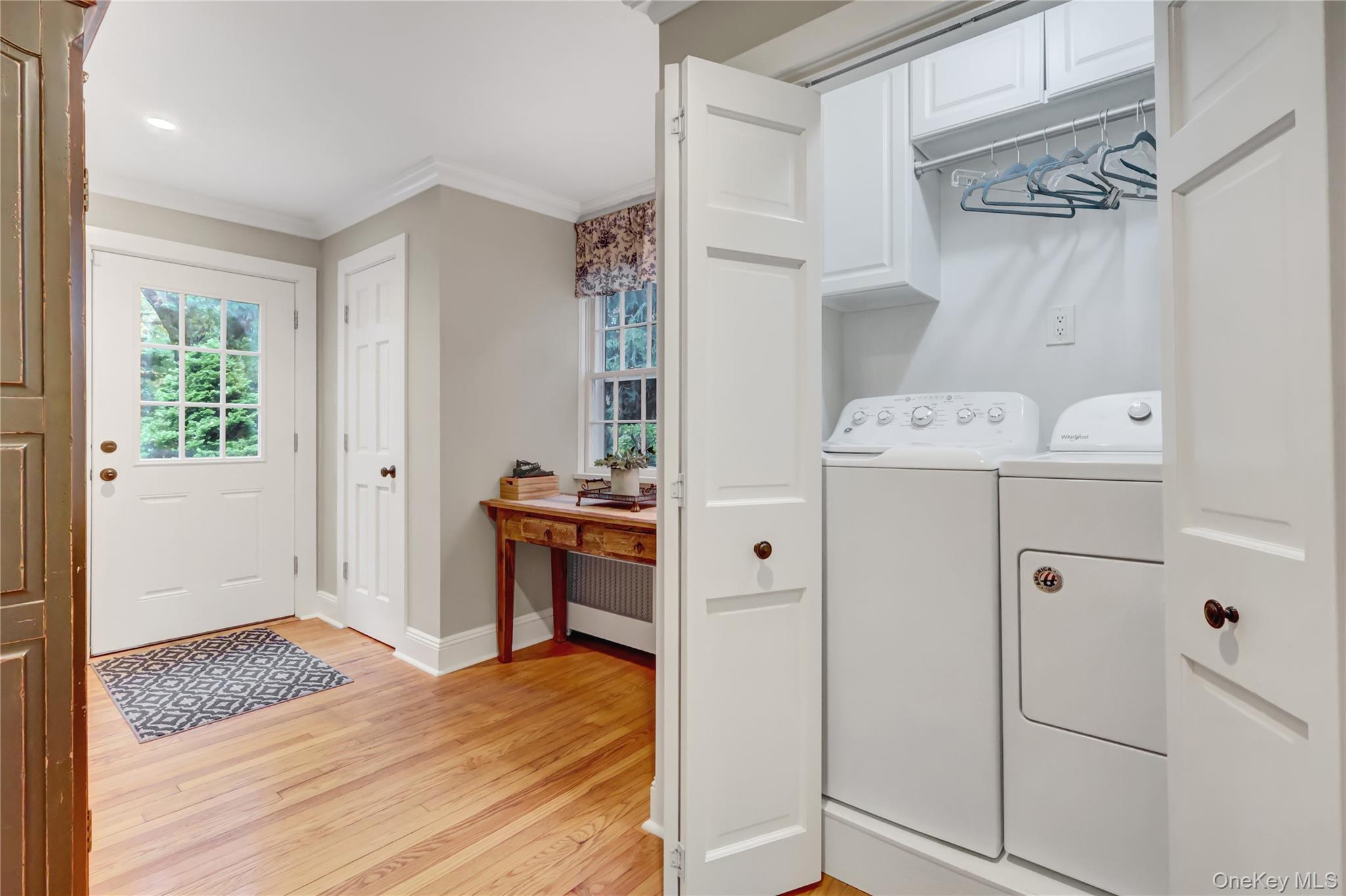 Single Family Highwood  Suffolk County, NY 11733, MLS-932014-29